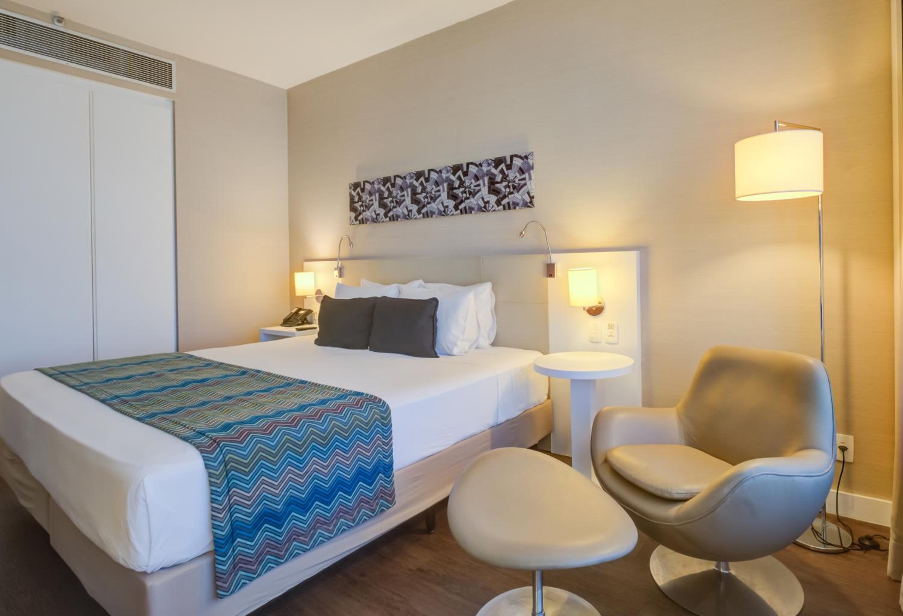 Superior King Room photo 3