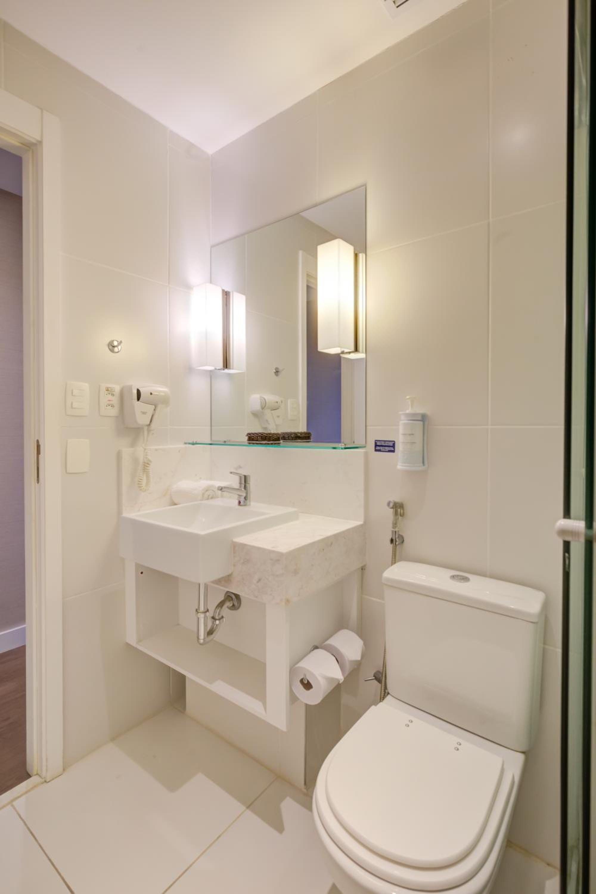 Superior King Room photo 2