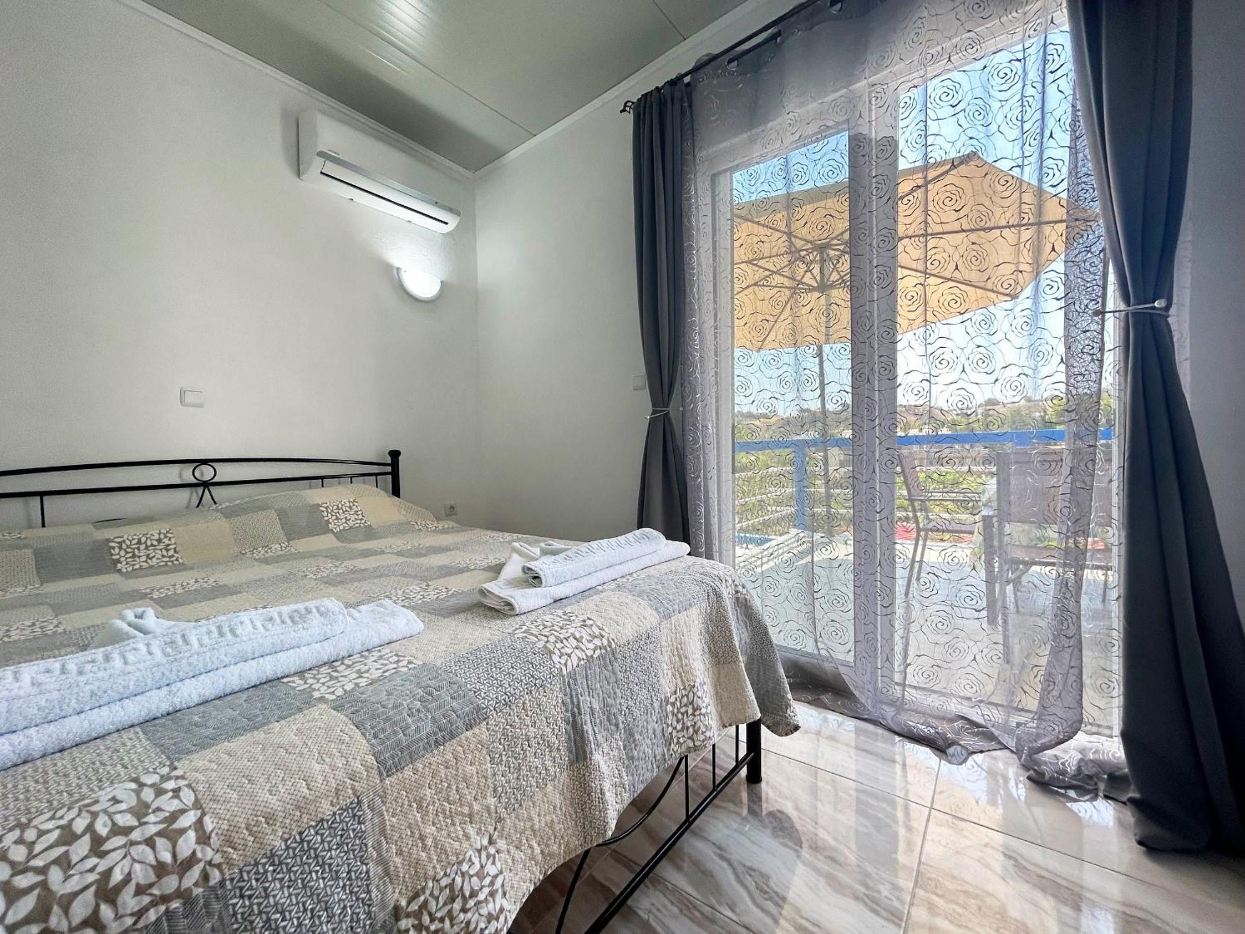 Apartment with Sea View photo 2