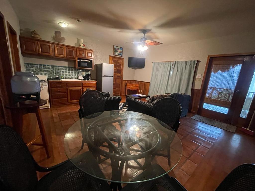 One-Bedroom Suite photo 2