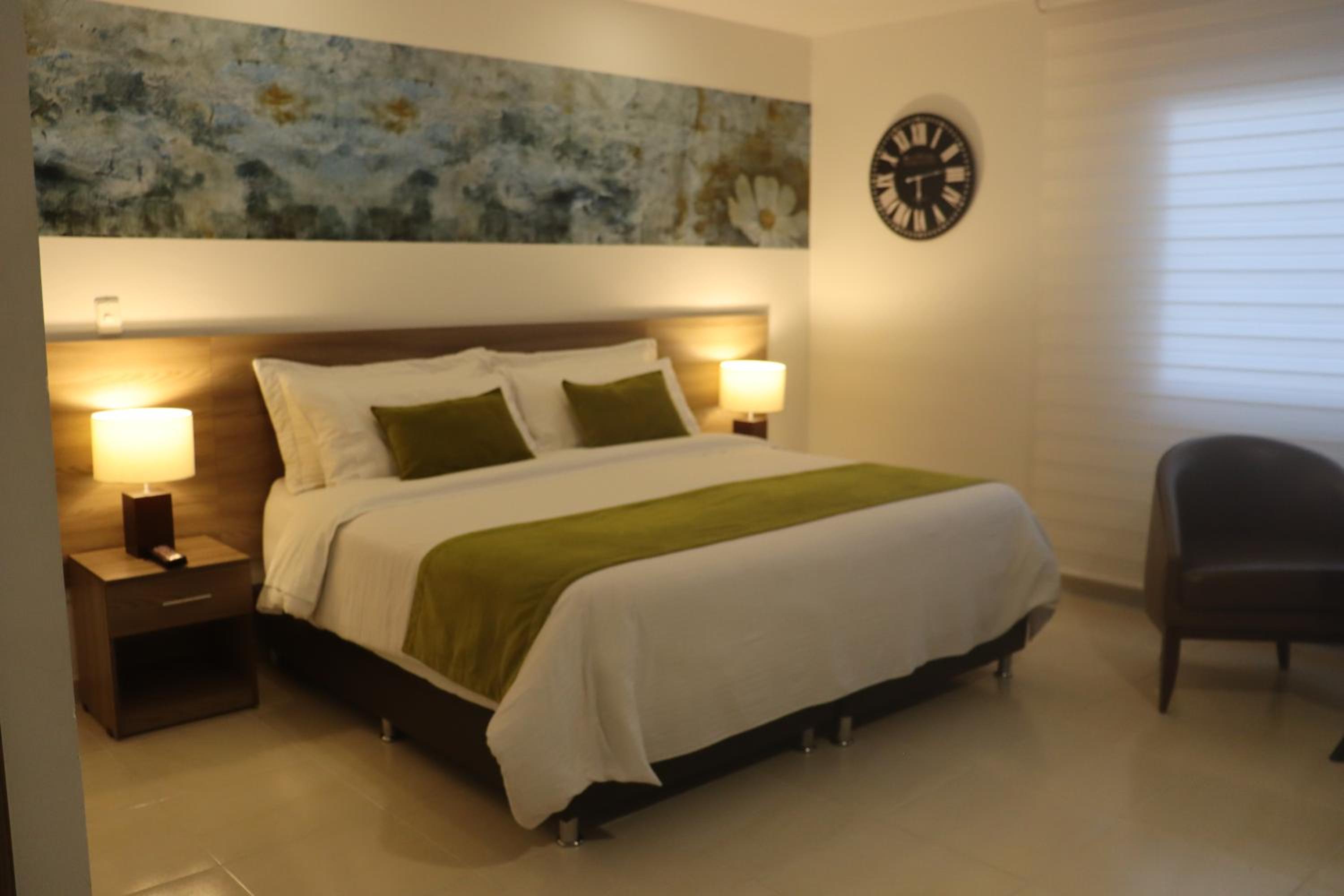 Superior King Room photo 1
