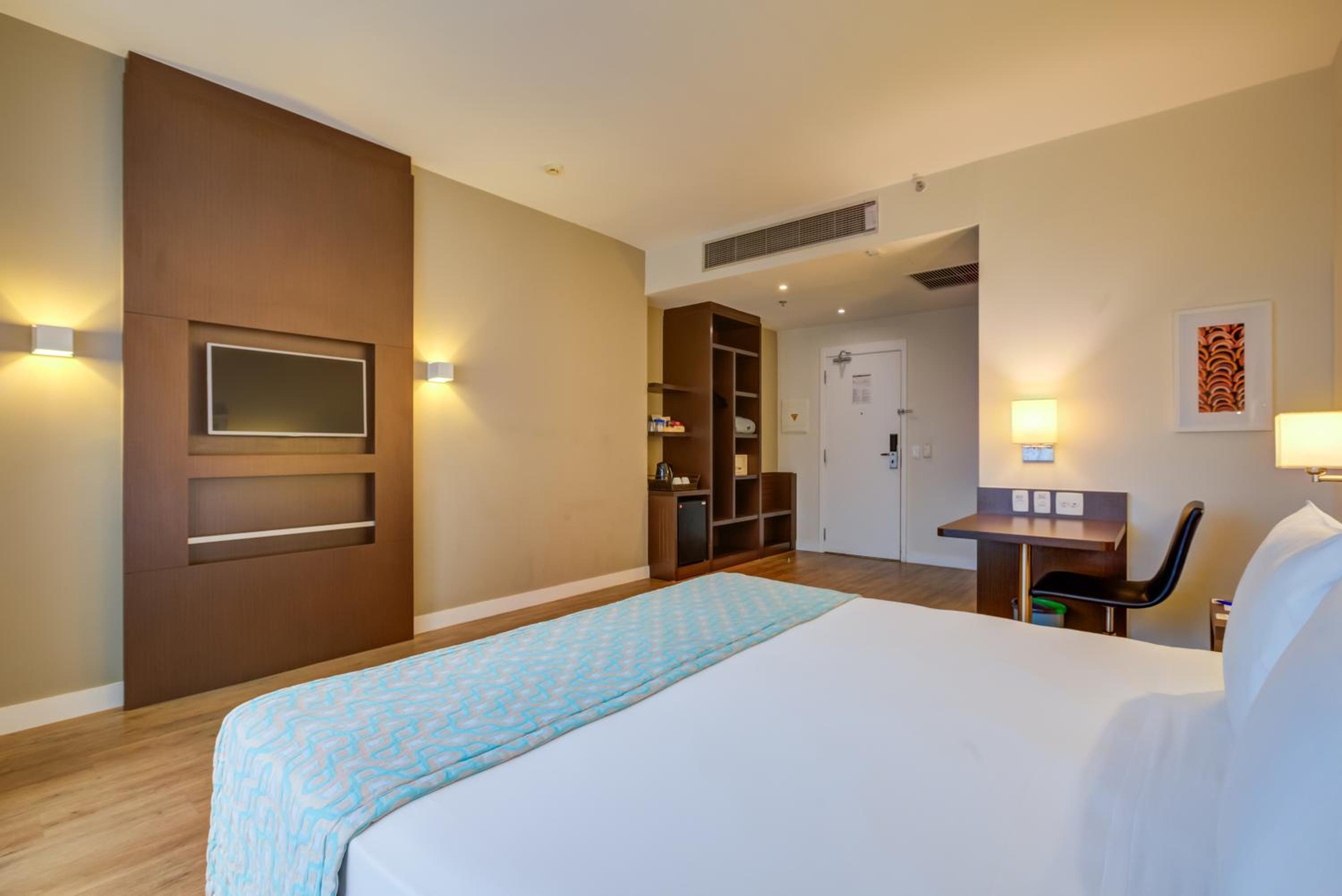 Deluxe Queen Room photo 1