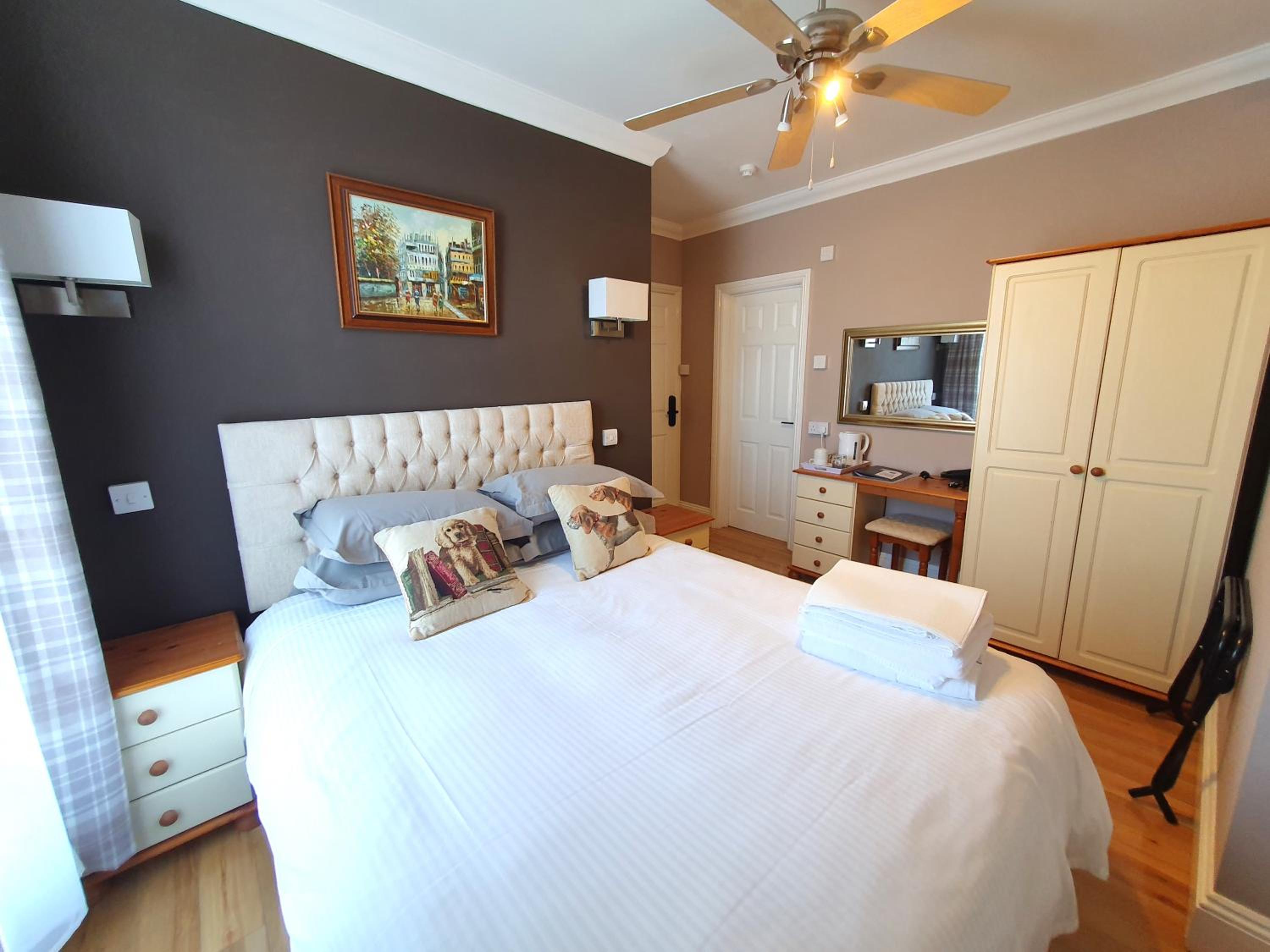 Economy Double Room photo 2