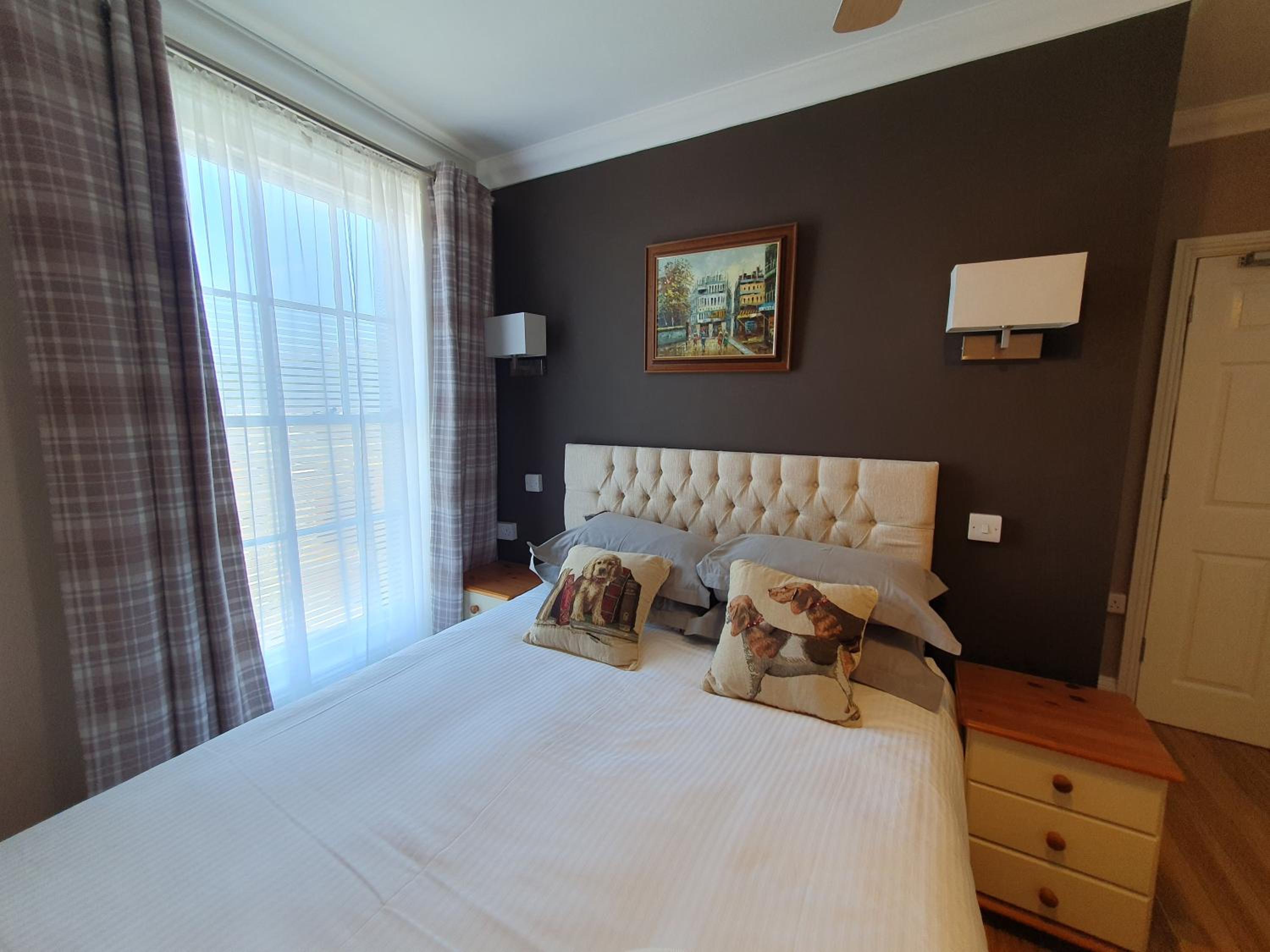 Economy Double Room photo 3