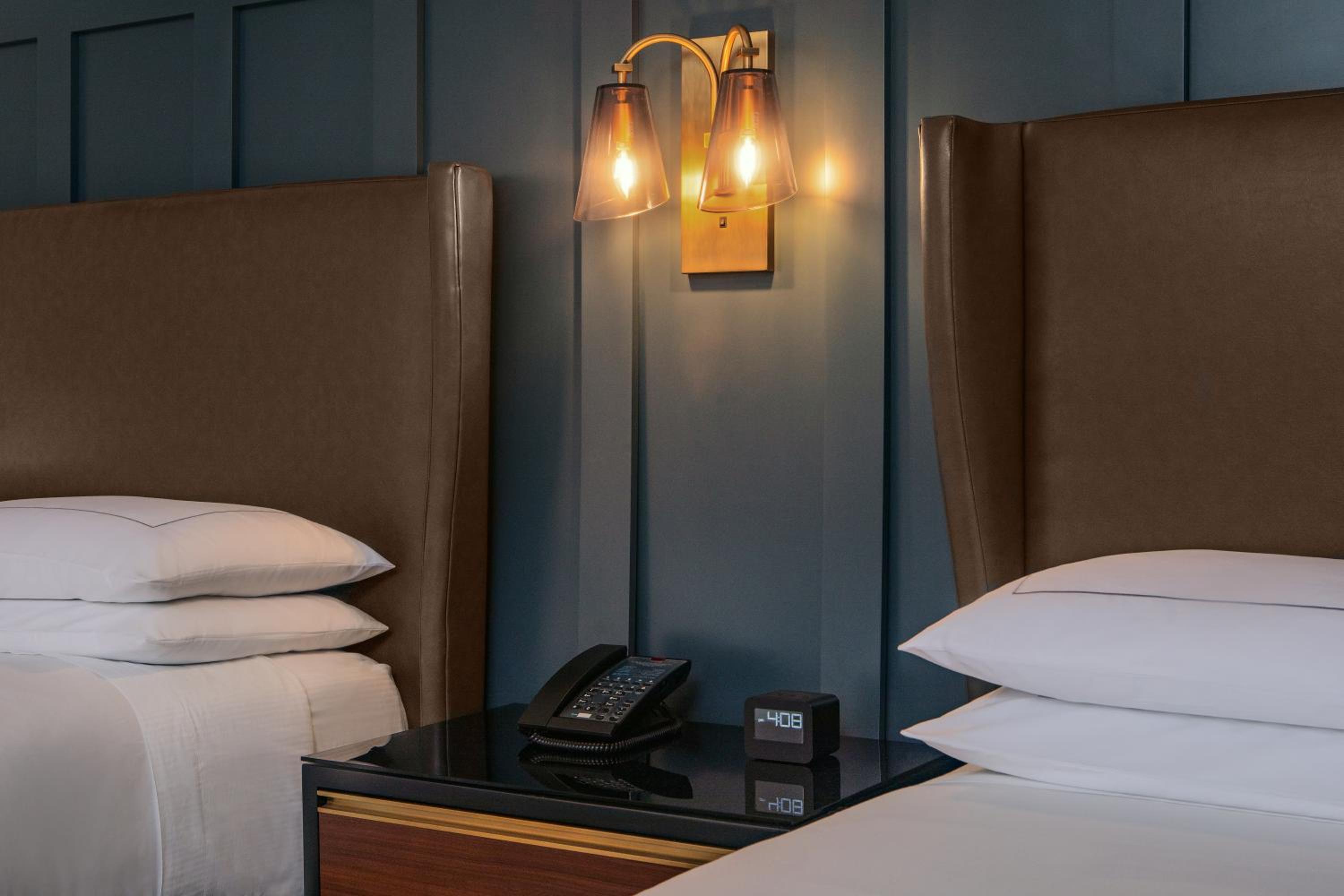 Double Queen Suite