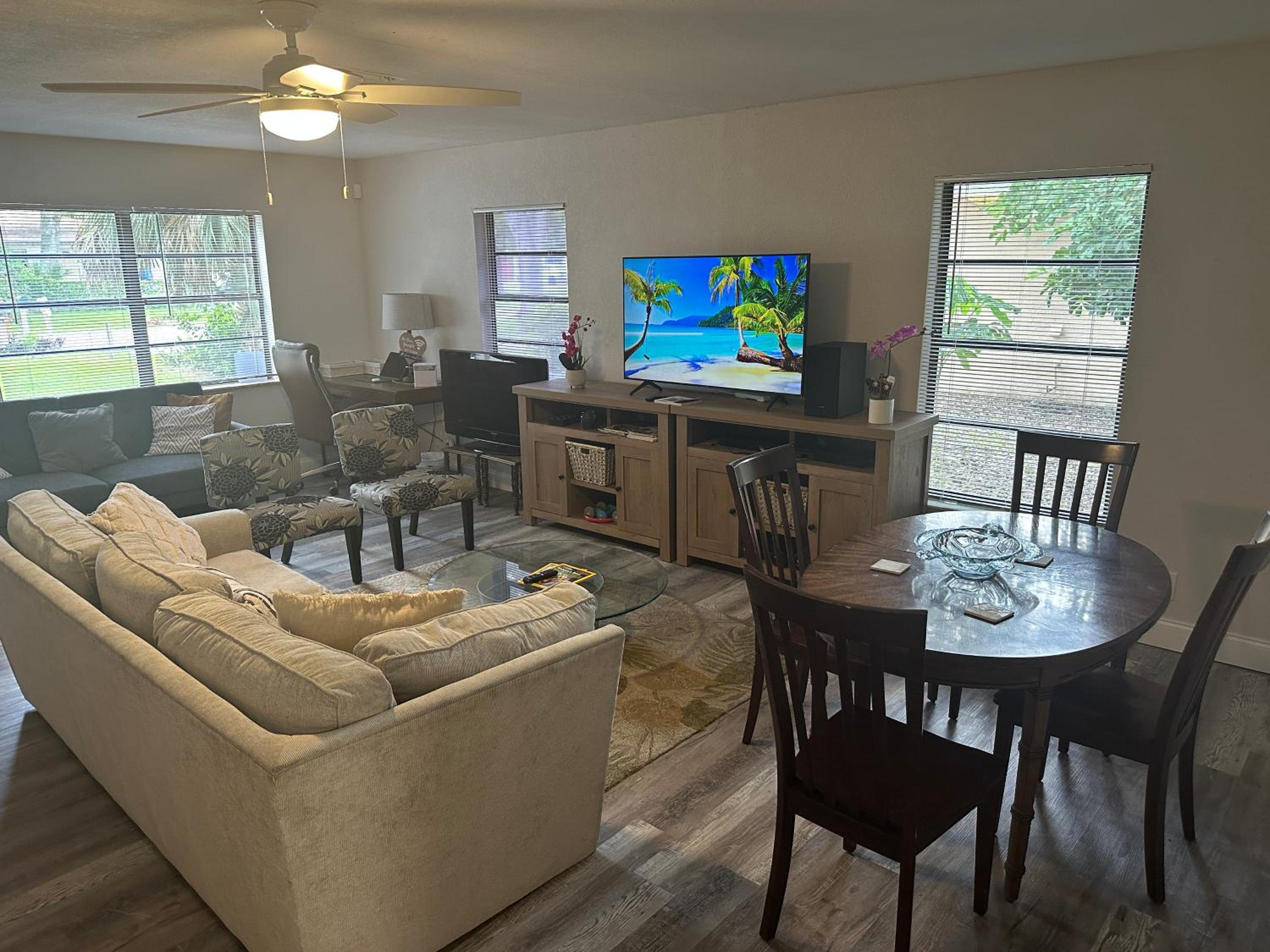 Three-Bedroom House photo 1