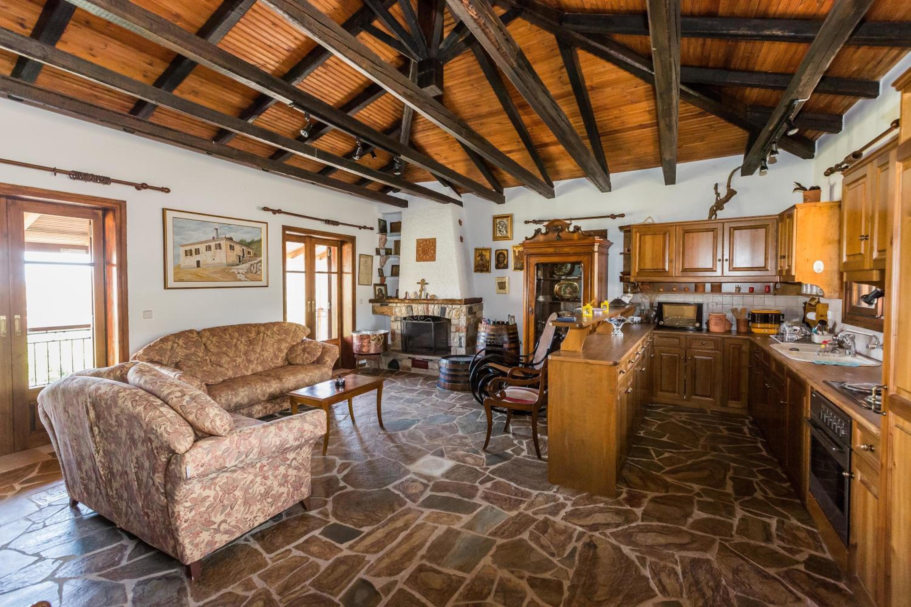 Two-Bedroom House with Spa Bath photo 1