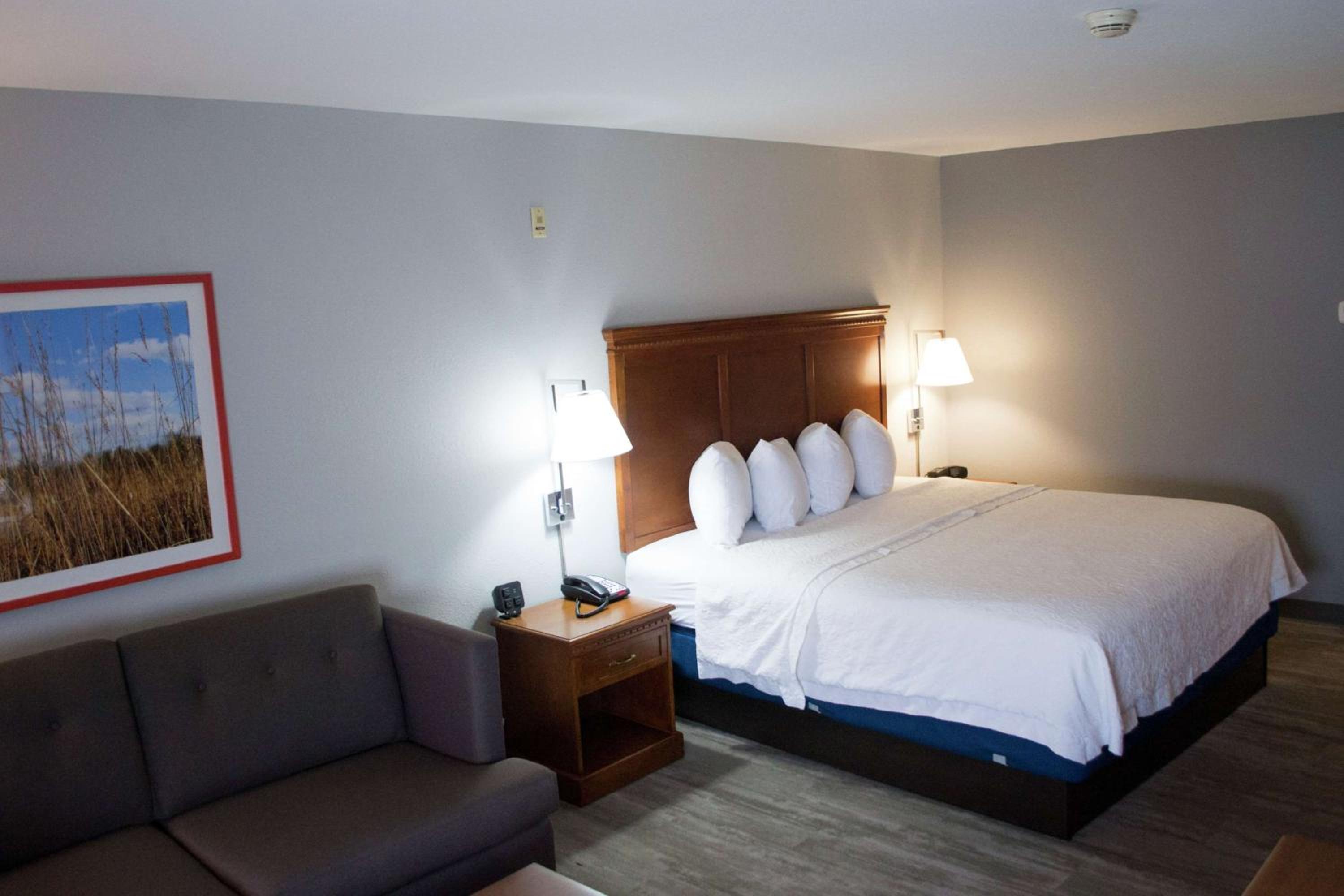 King Room with Sofa Bed and Study - Non-Smoking photo 1