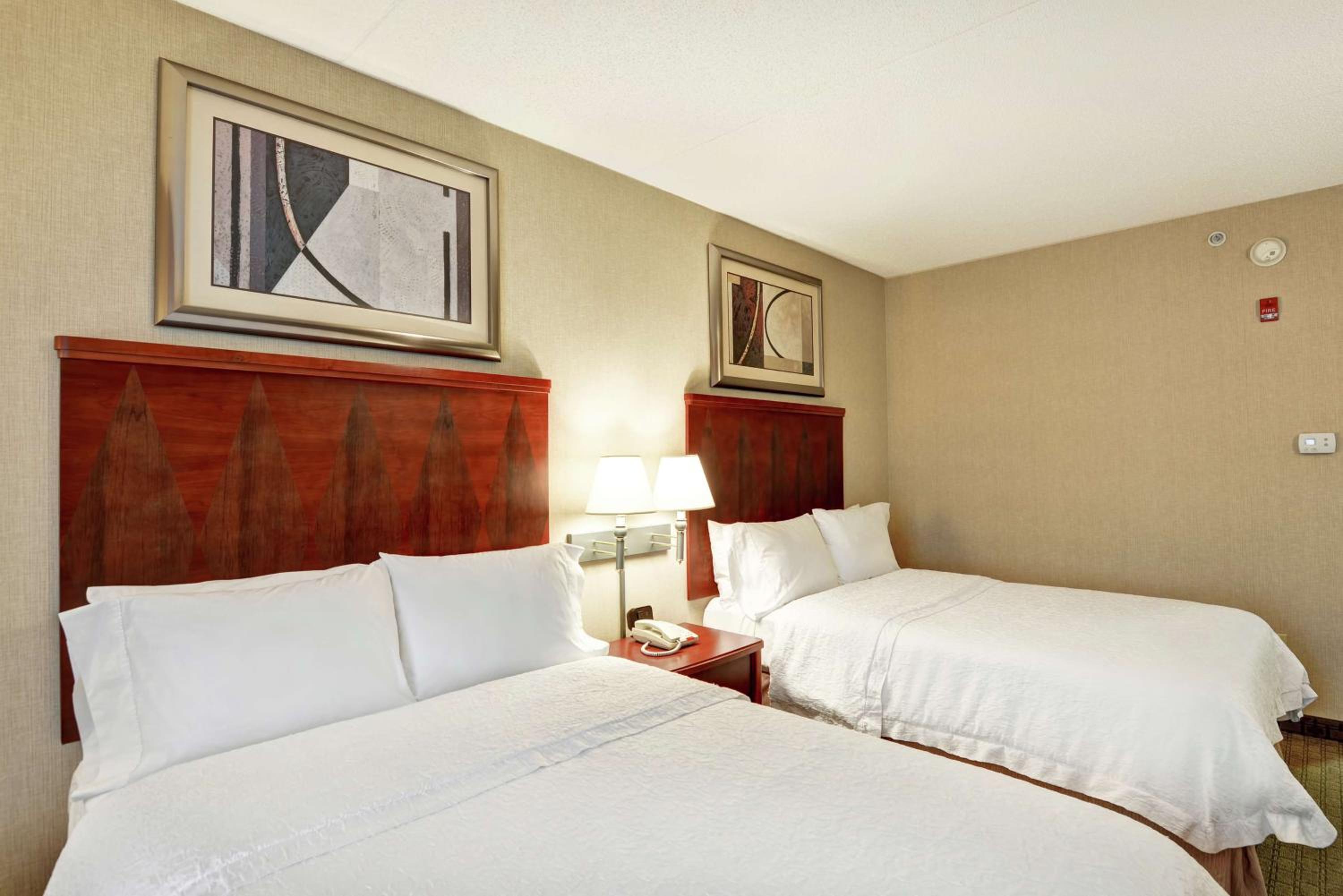 Double Room with Two Double Beds - Non-Smoking - Photo 1