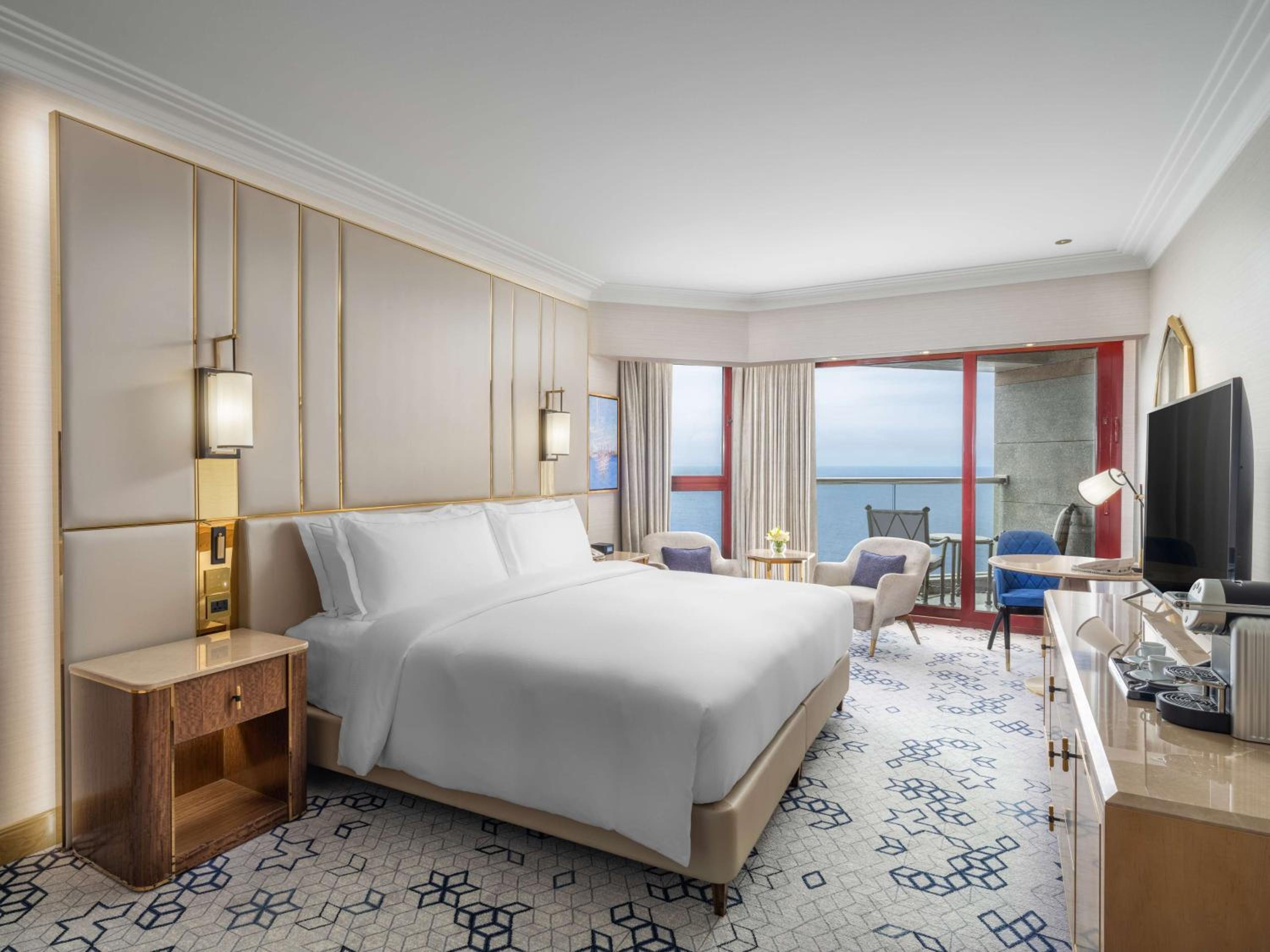 Premium Twin Room with Sea View - Photo 1