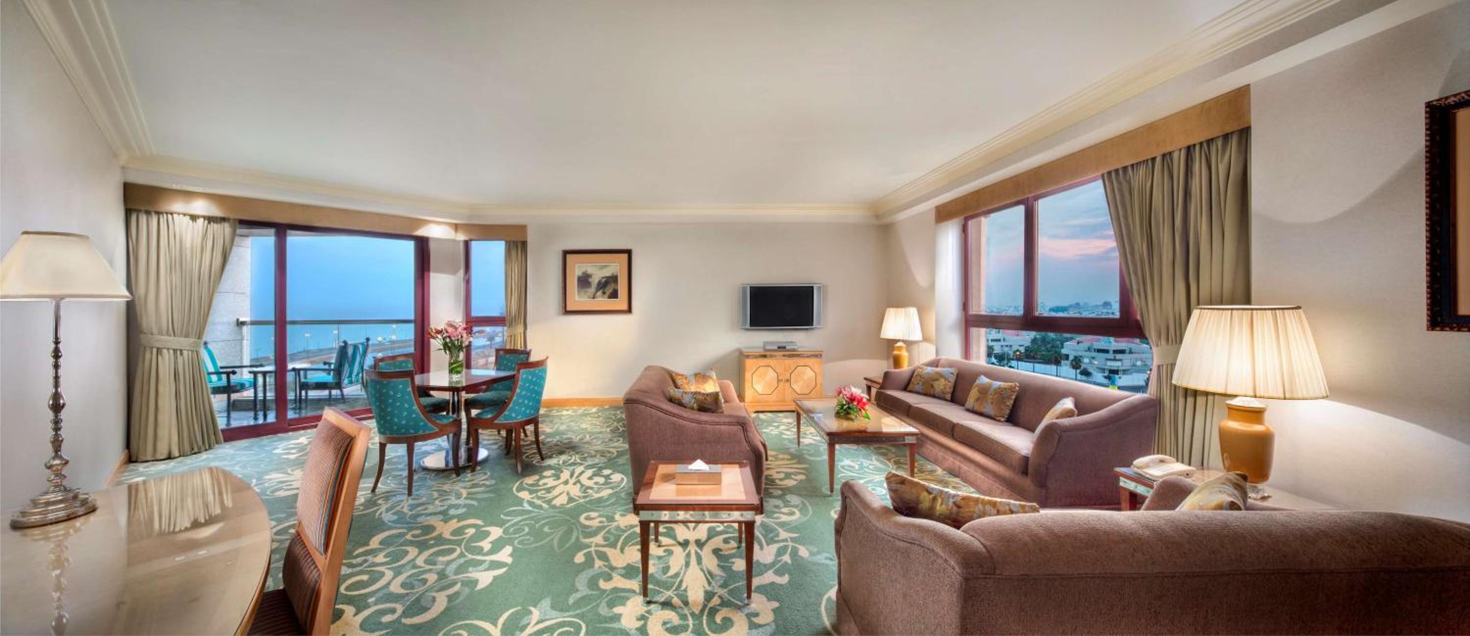 KING AL SULTAN SUITE PARTIAL OR FULL SEA VIEW