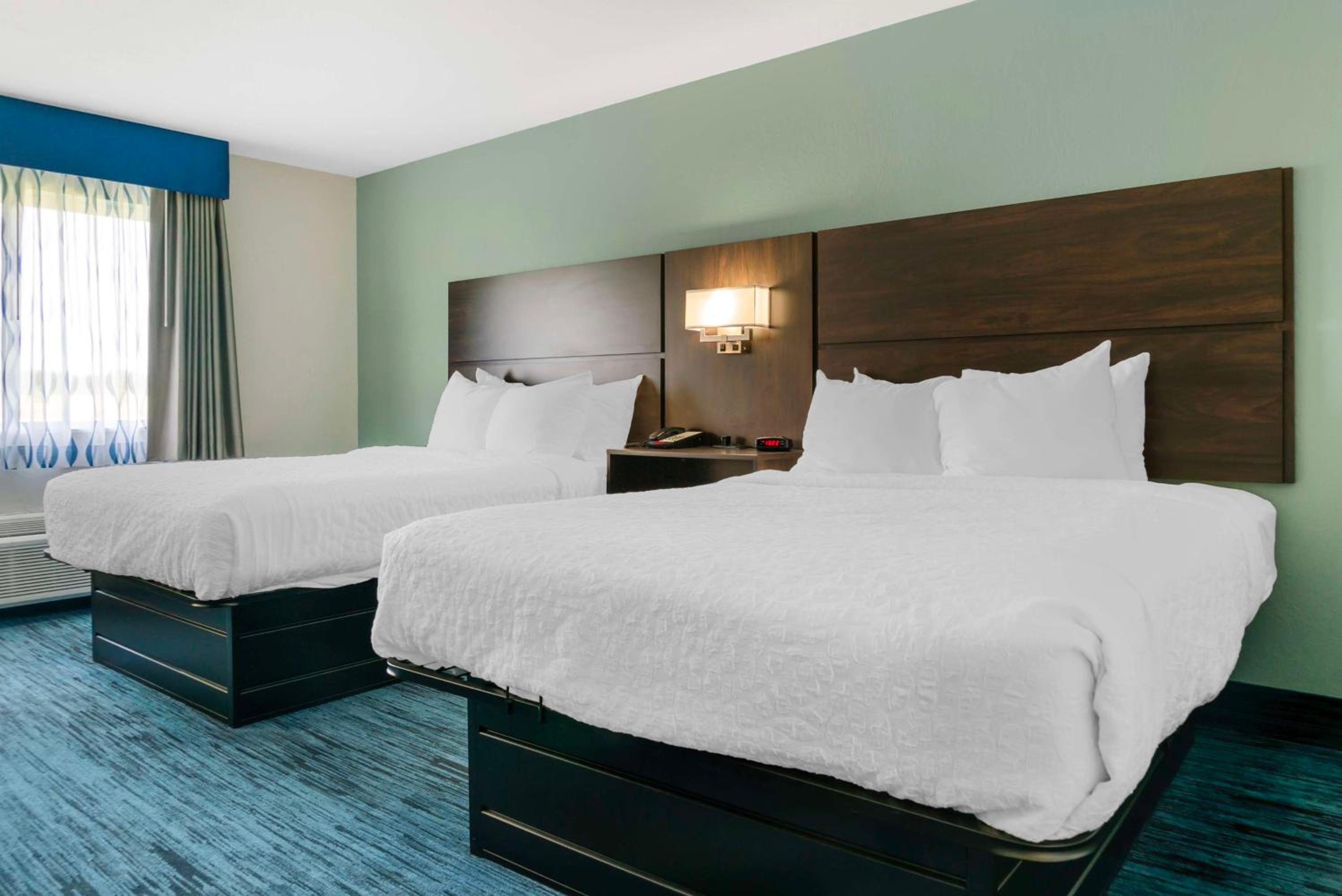 Queen Room with Two Queen Beds - Photo 1