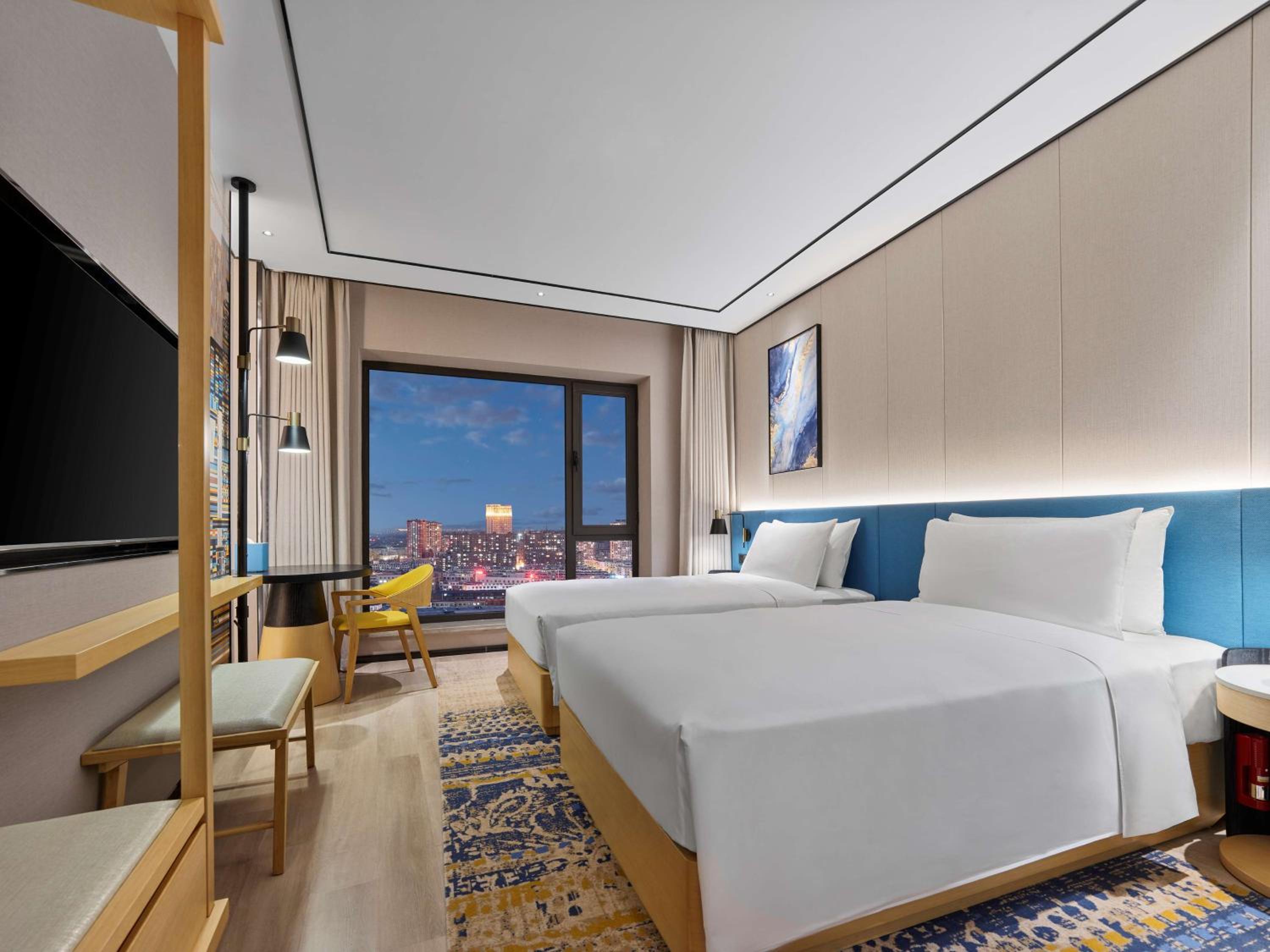 Twin Room - High Floor