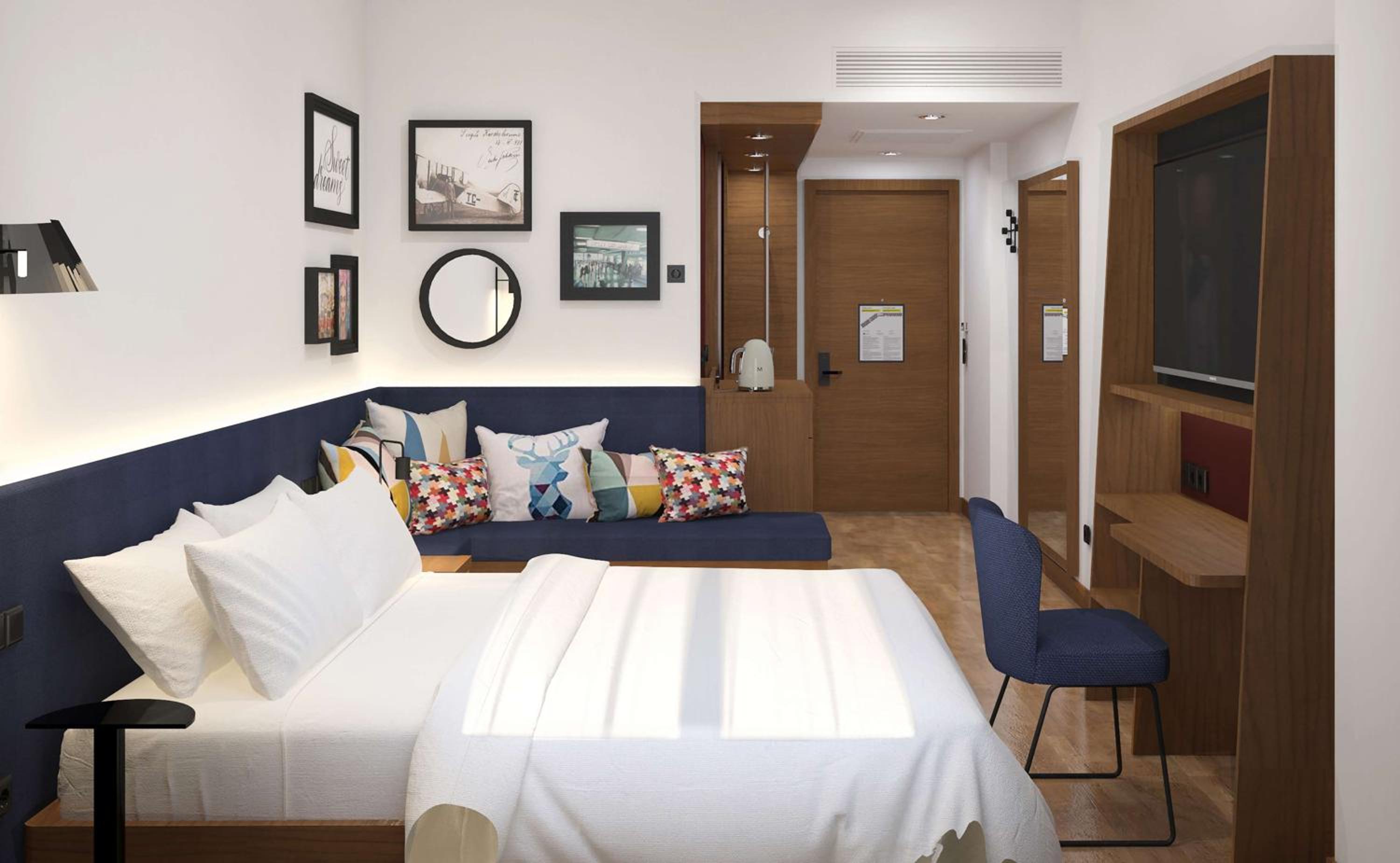 King Room thumbnail 6