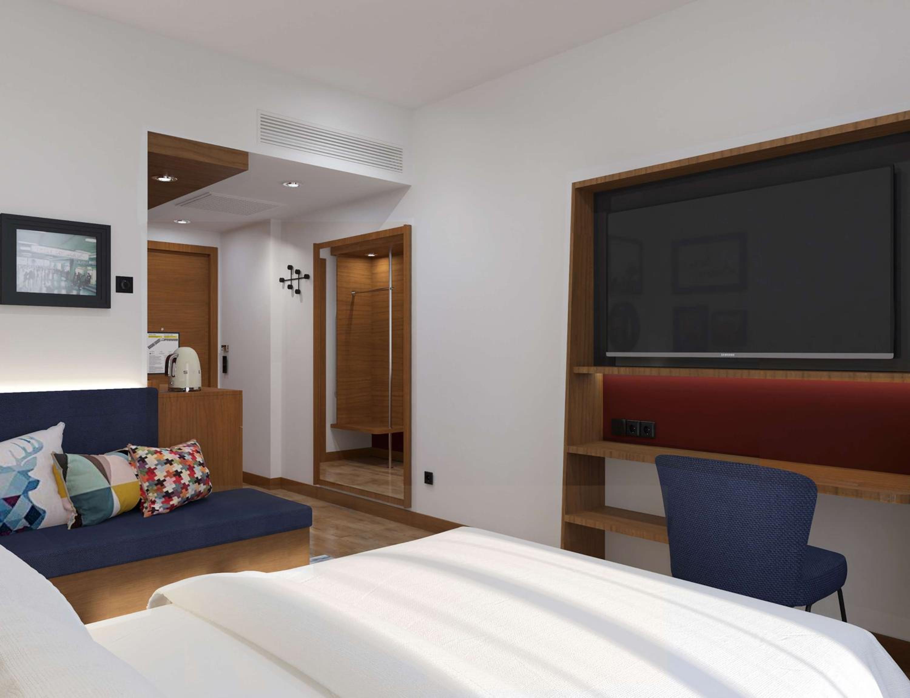 Queen Room with Sofa Bed