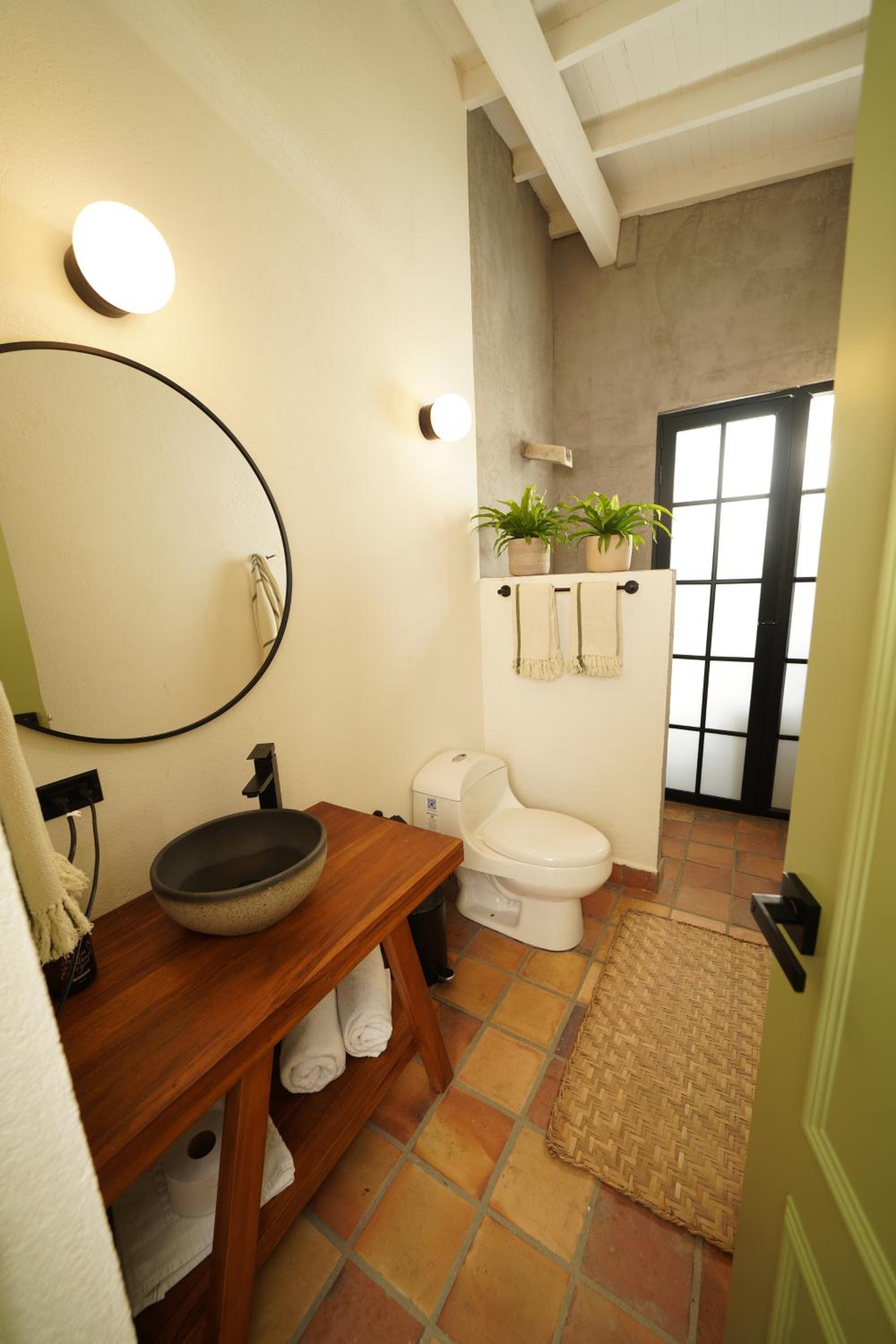 Deluxe Double Room with Bath photo 2