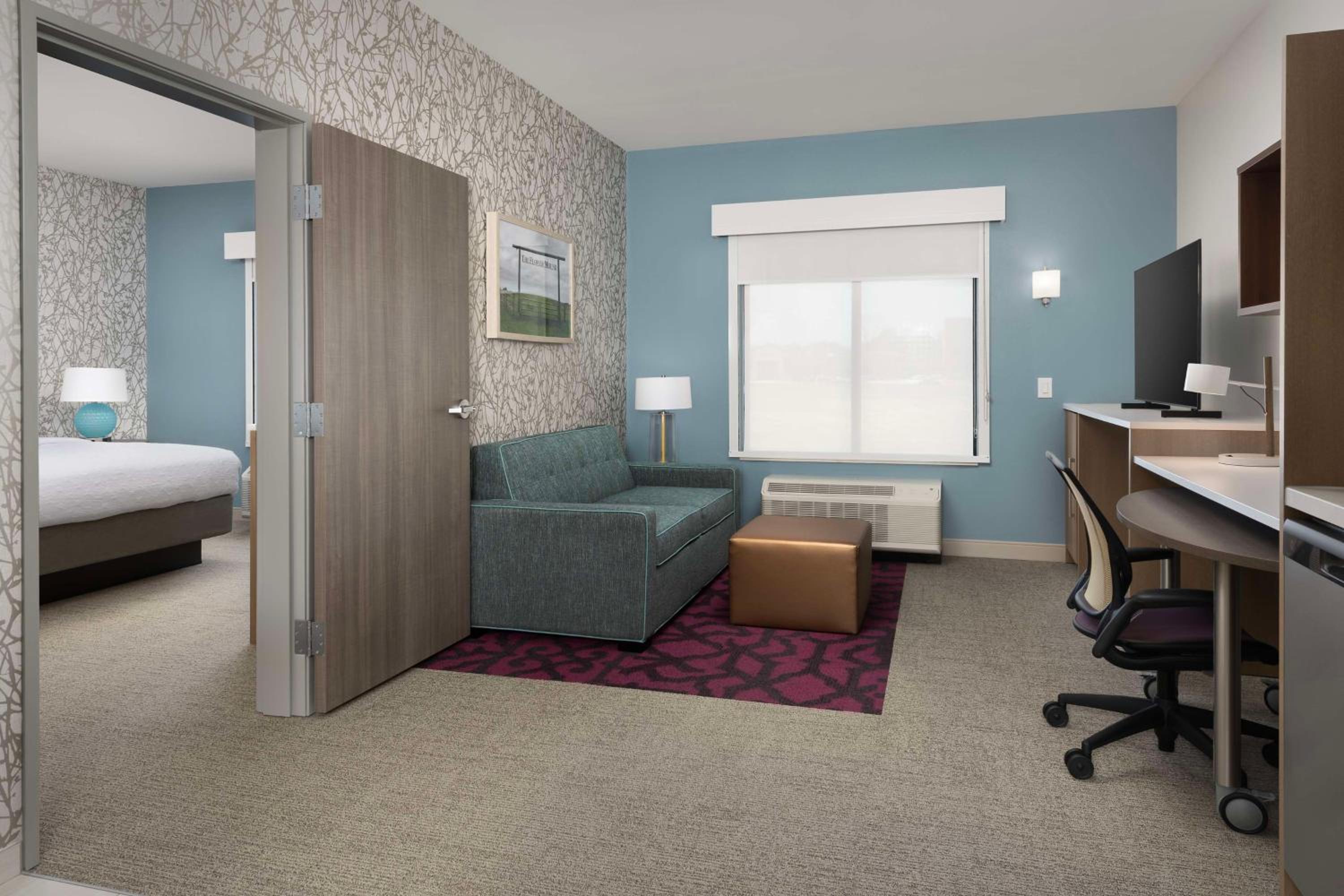 One-Bedroom King Suite - Photo 1