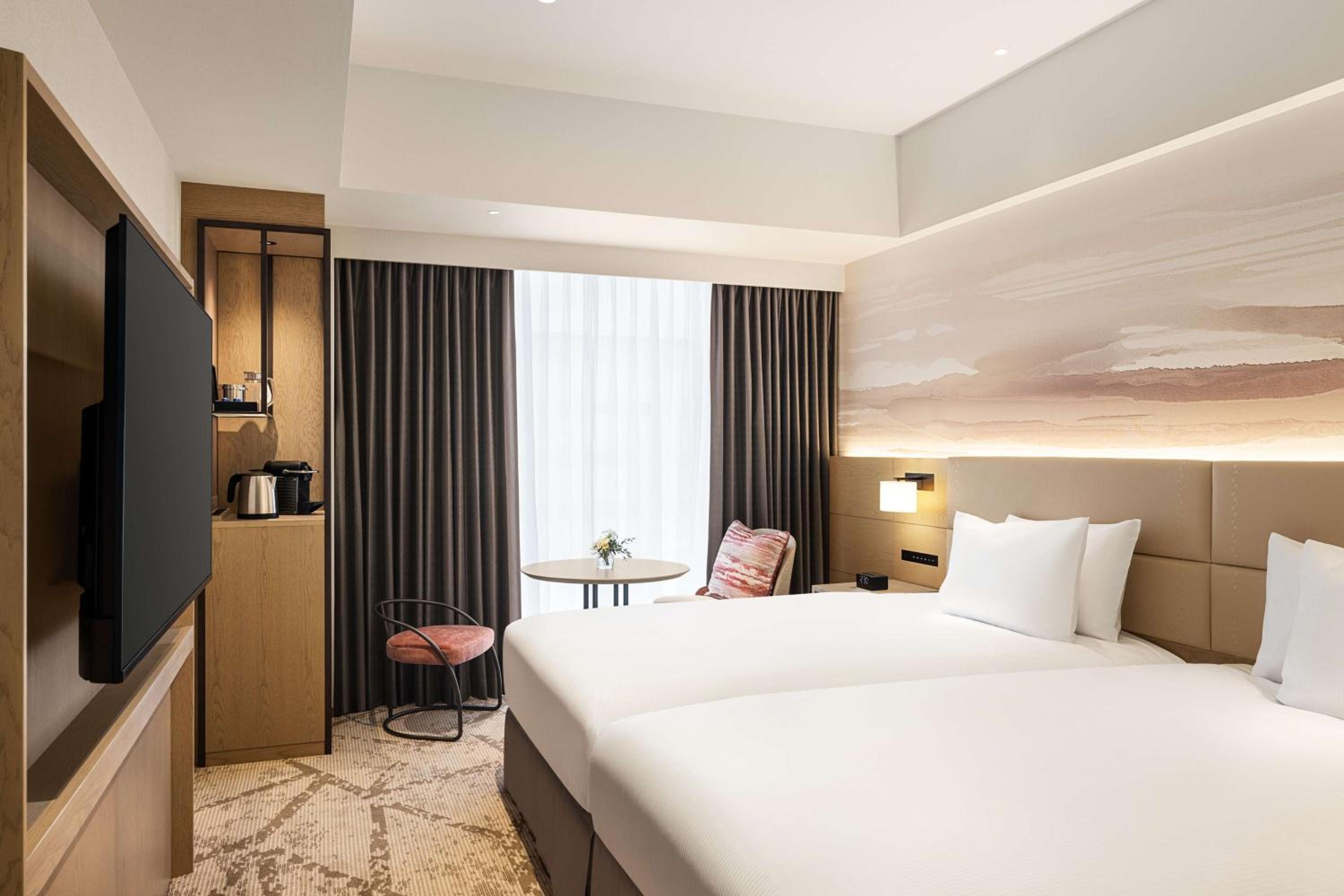 Premium Twin Room - Photo 1