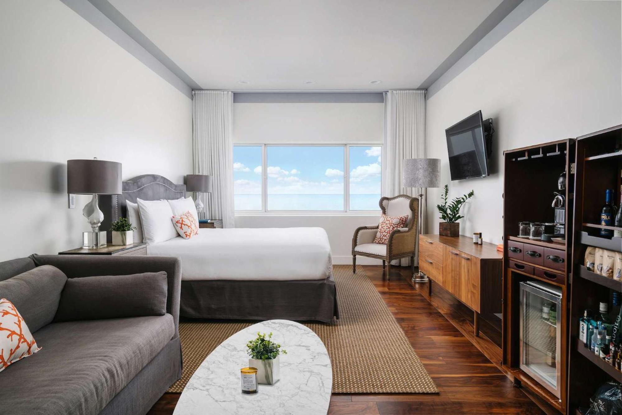 King Room Deluxe Ocean Front