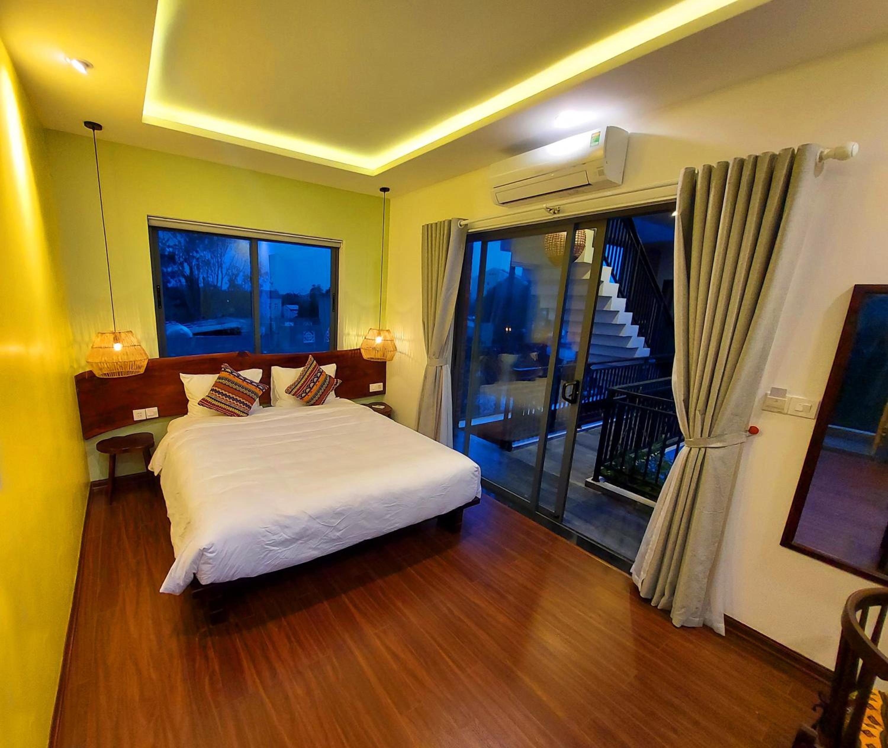 Suite with Balcony