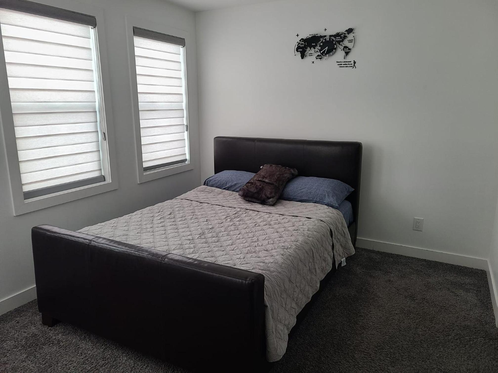 Three-Bedroom Apartment photo 1