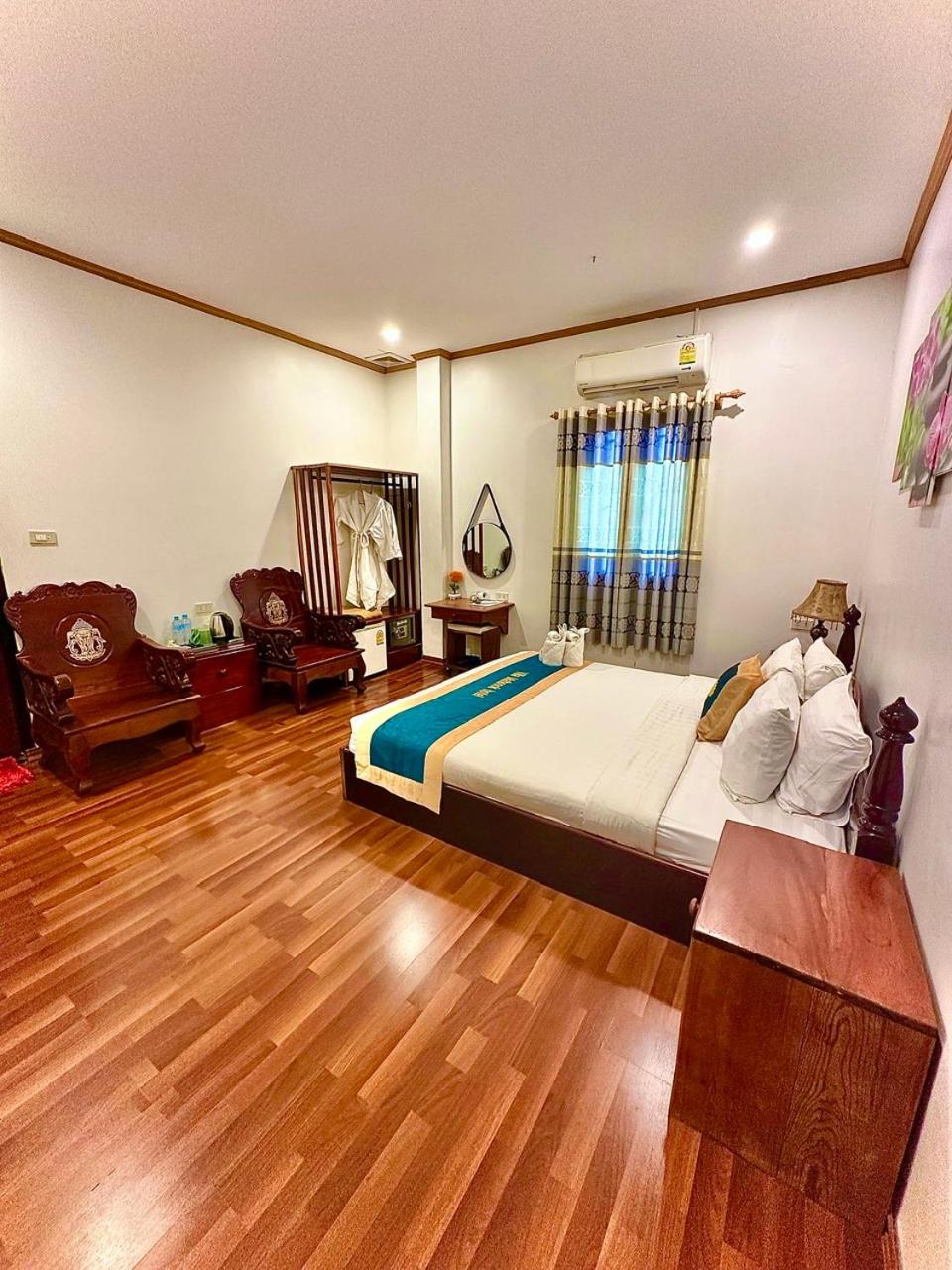 Deluxe Double Room - Photo 1