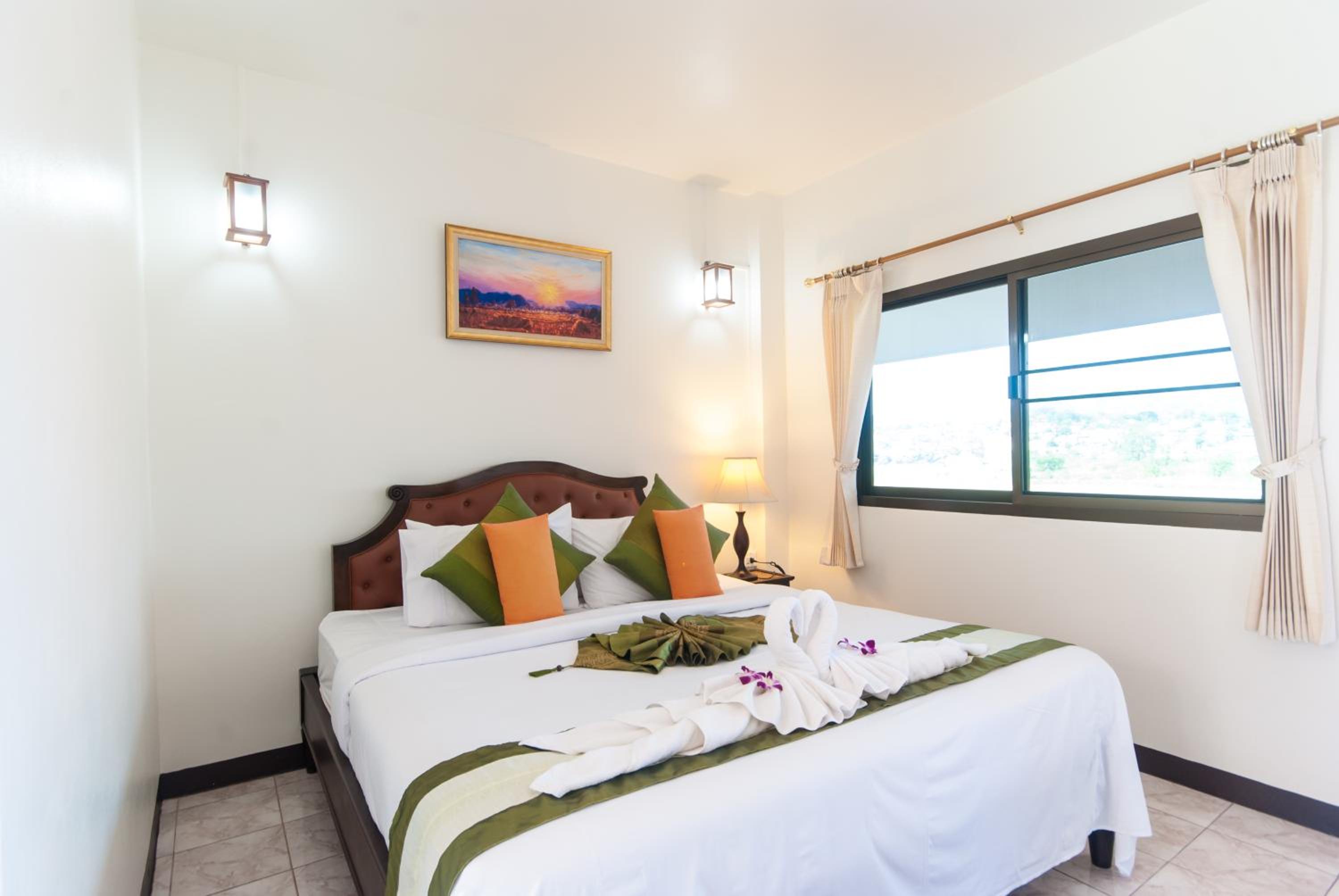 Superior Double Room with River View - Photo 3