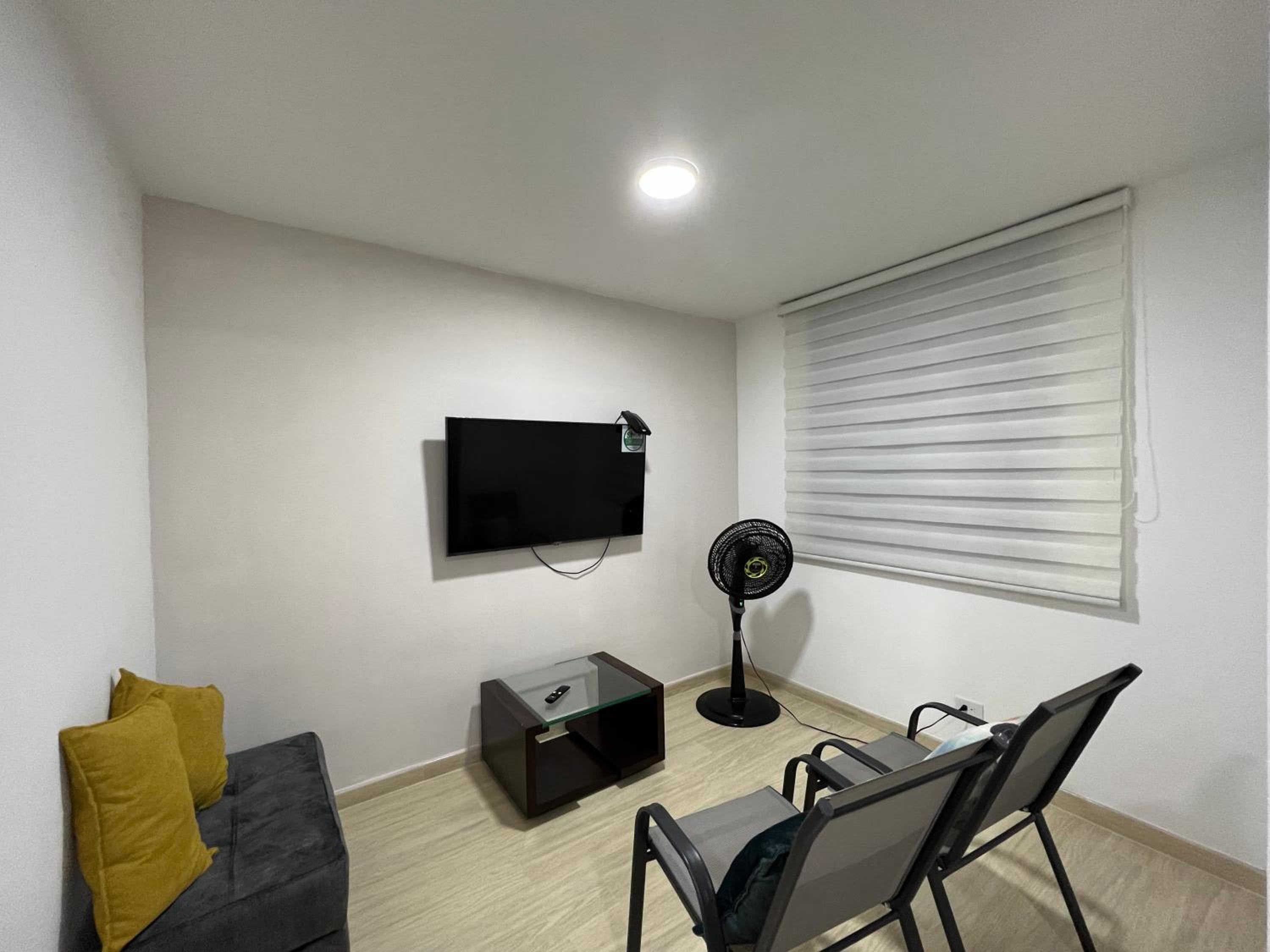 Three-Bedroom Apartment photo 1