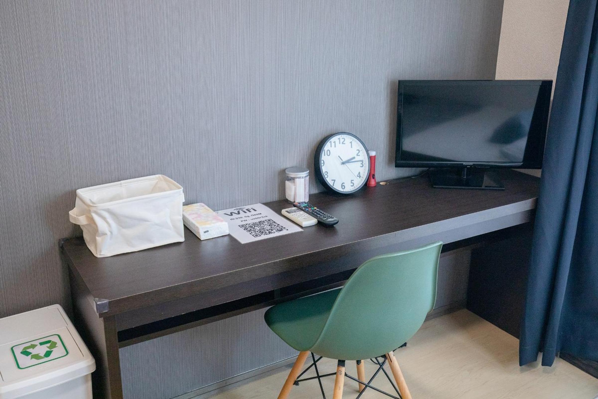 Double Room - Photo 7