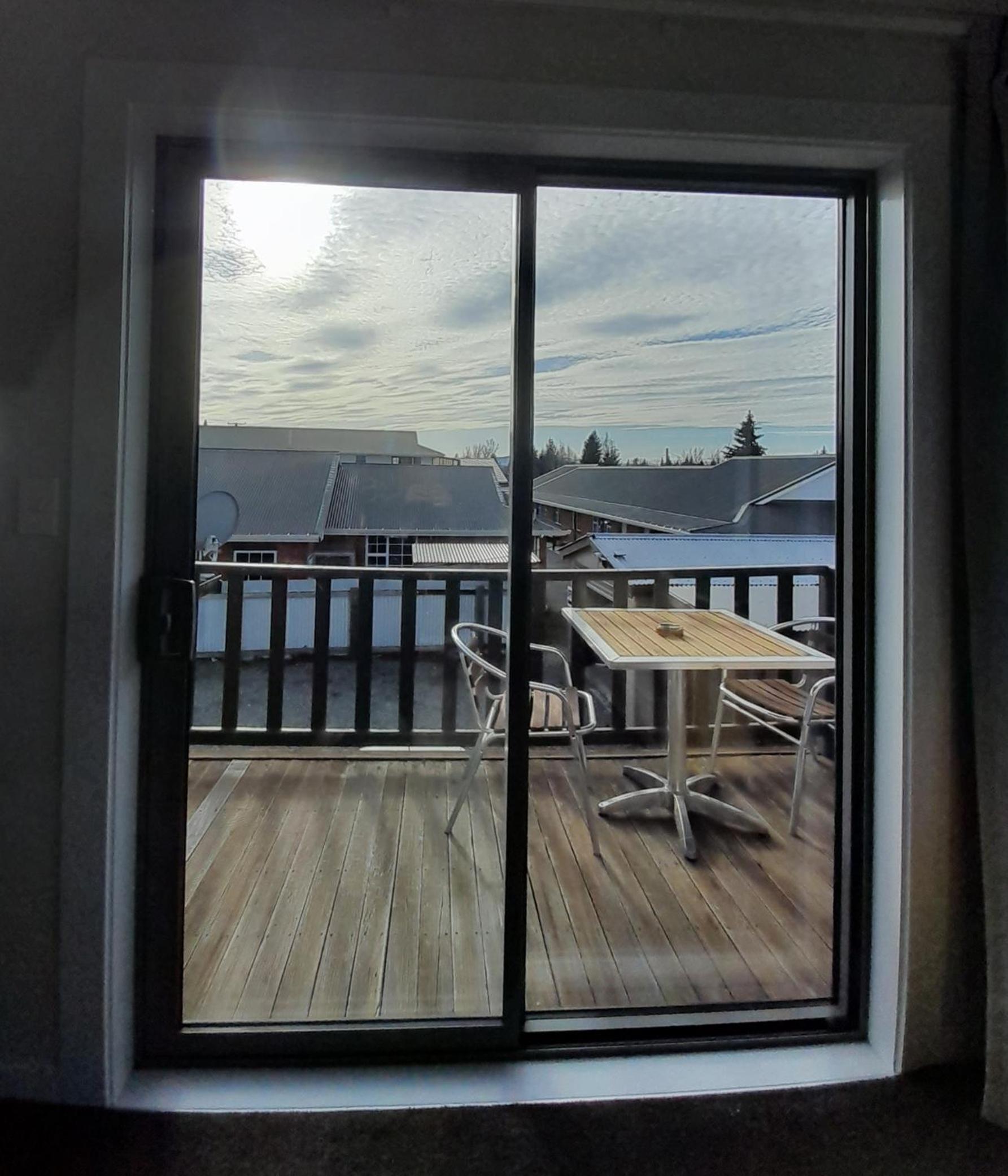 Apartment with Balcony photo 2