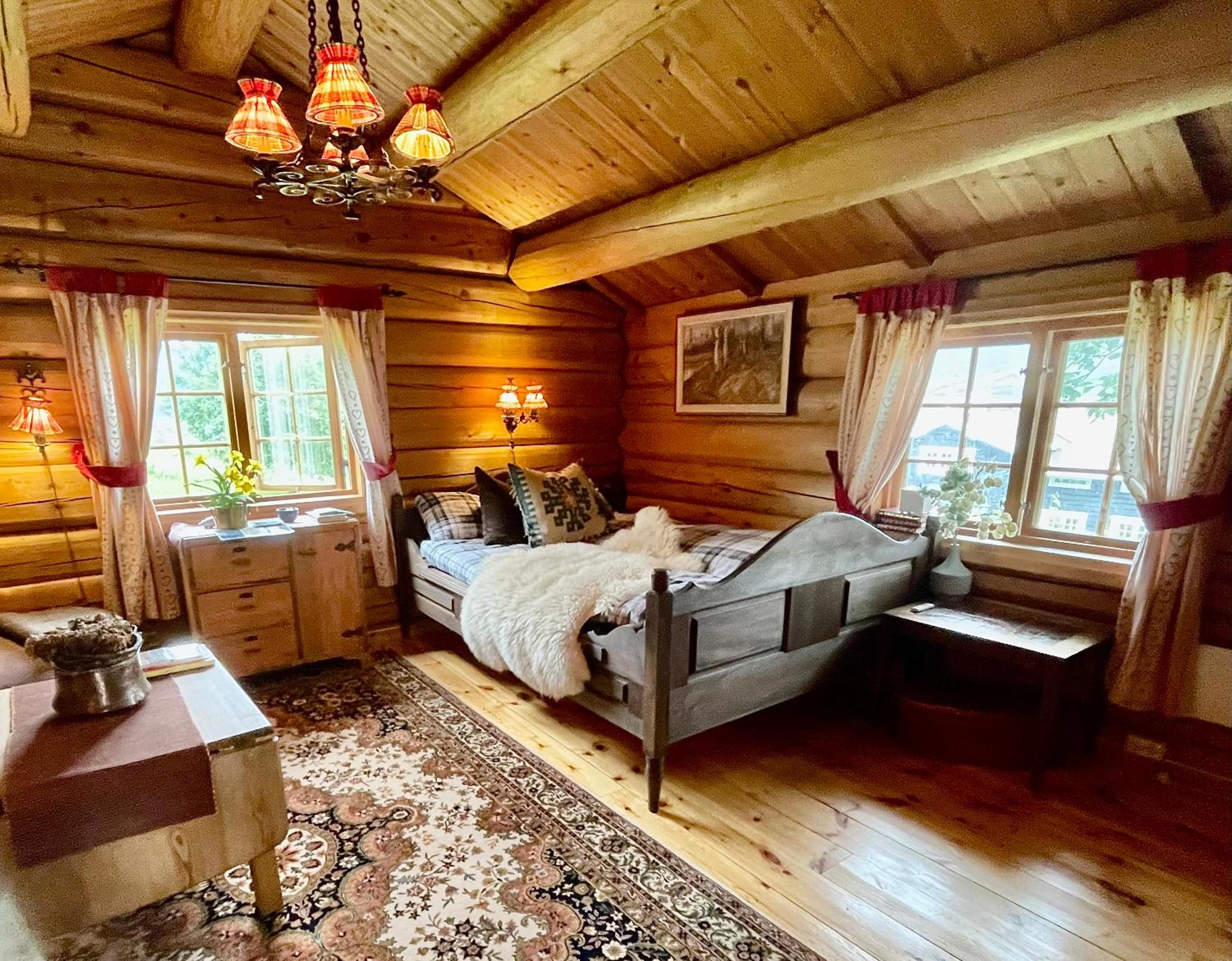 One-Bedroom House photo 1