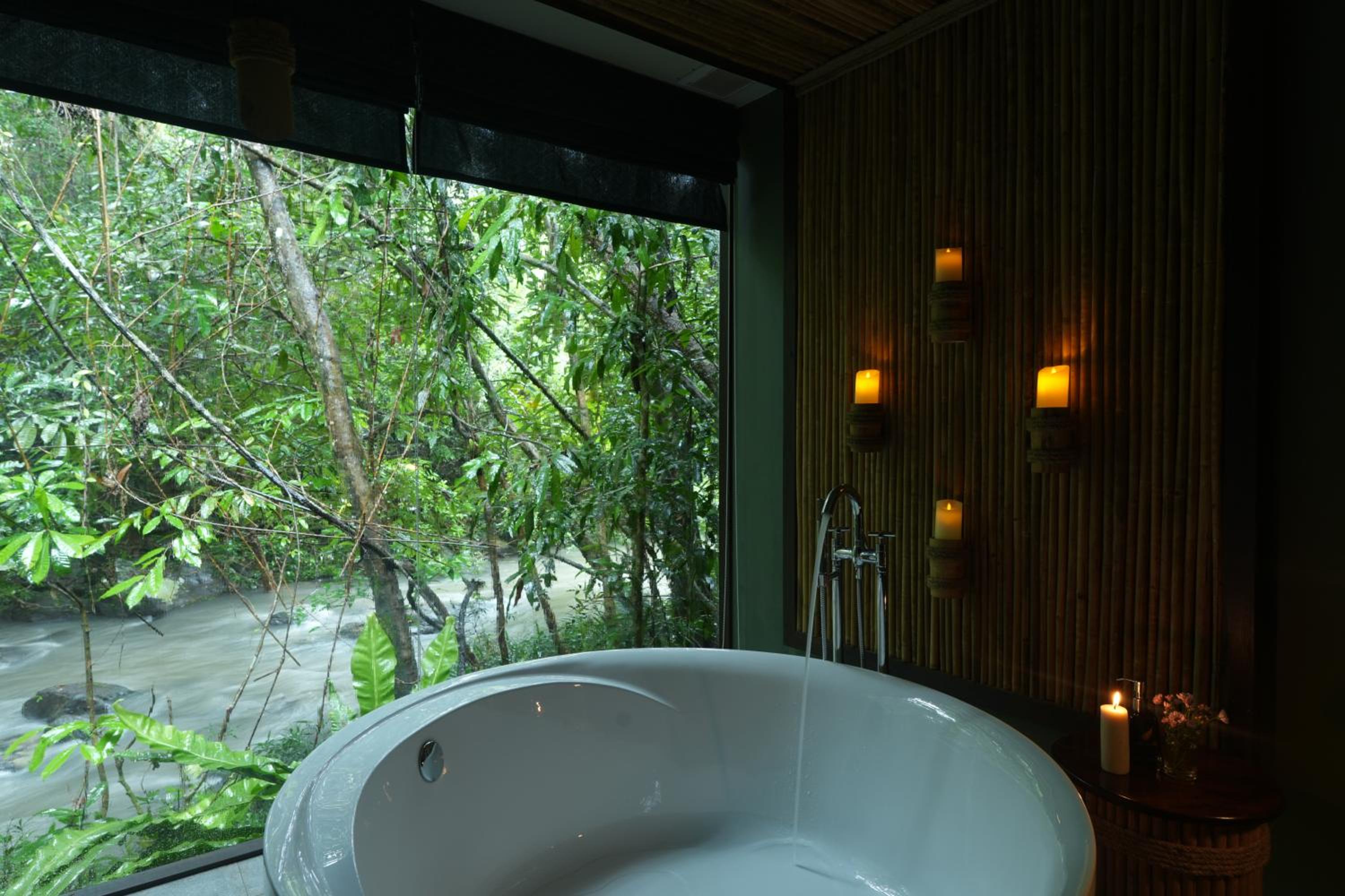 King Room with Spa Bath photo 3