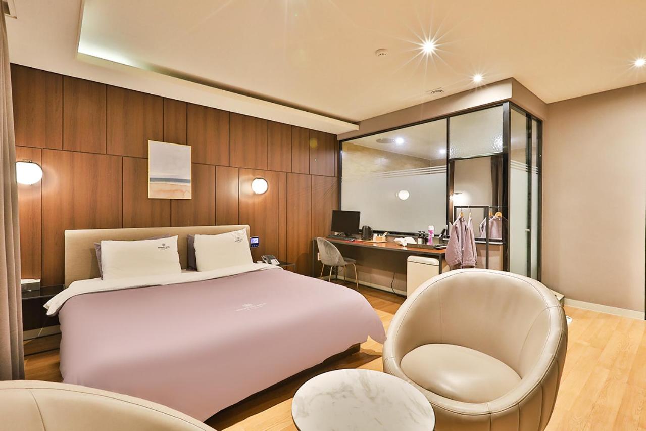 Premium Double Room - Photo 4