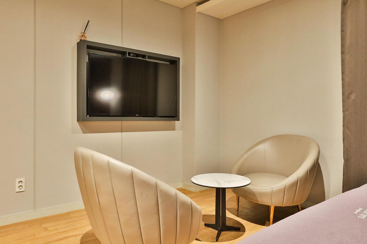 Premium Double Room - Photo 5