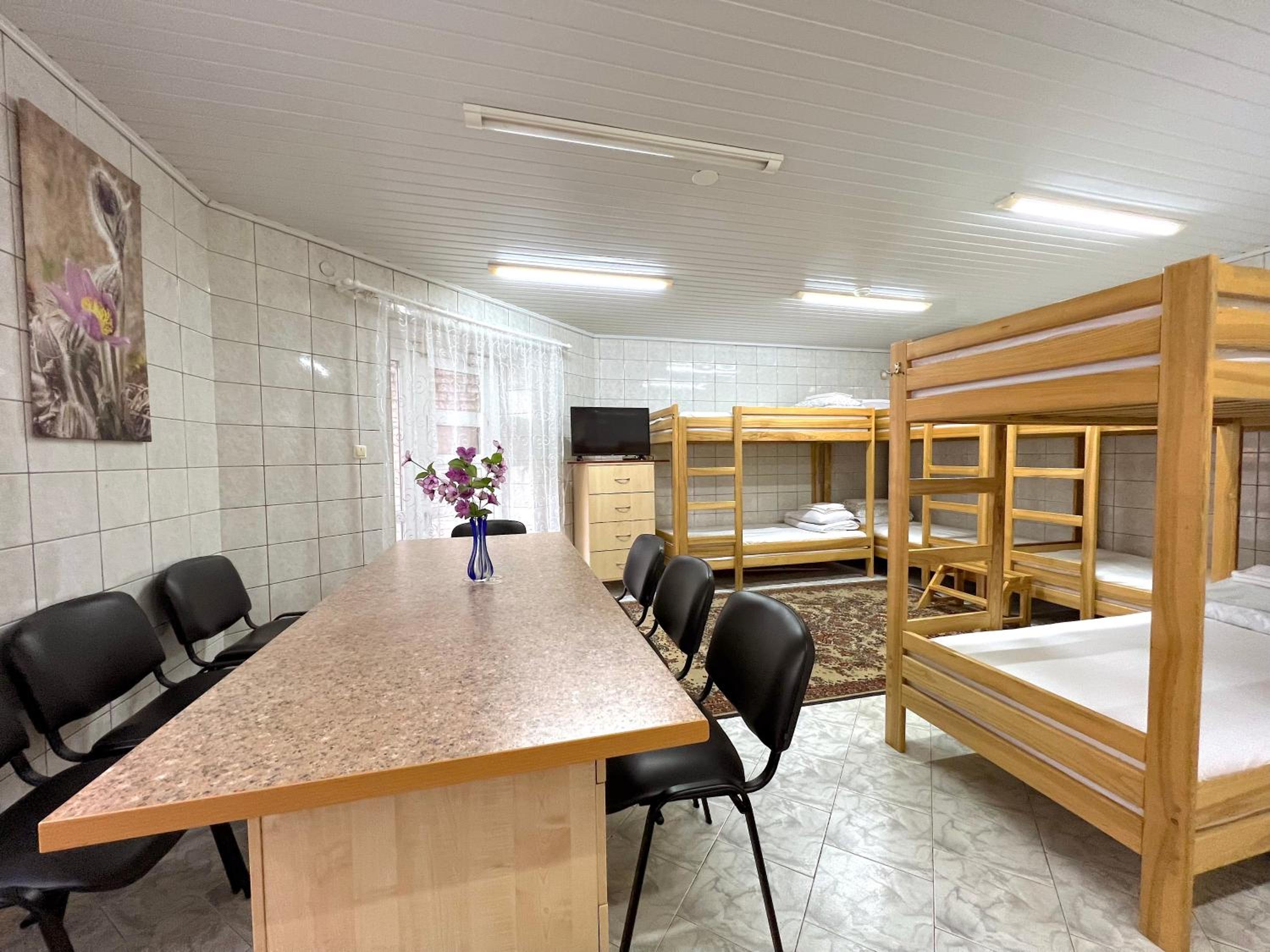 Apartment (8 Adults) - Photo 2
