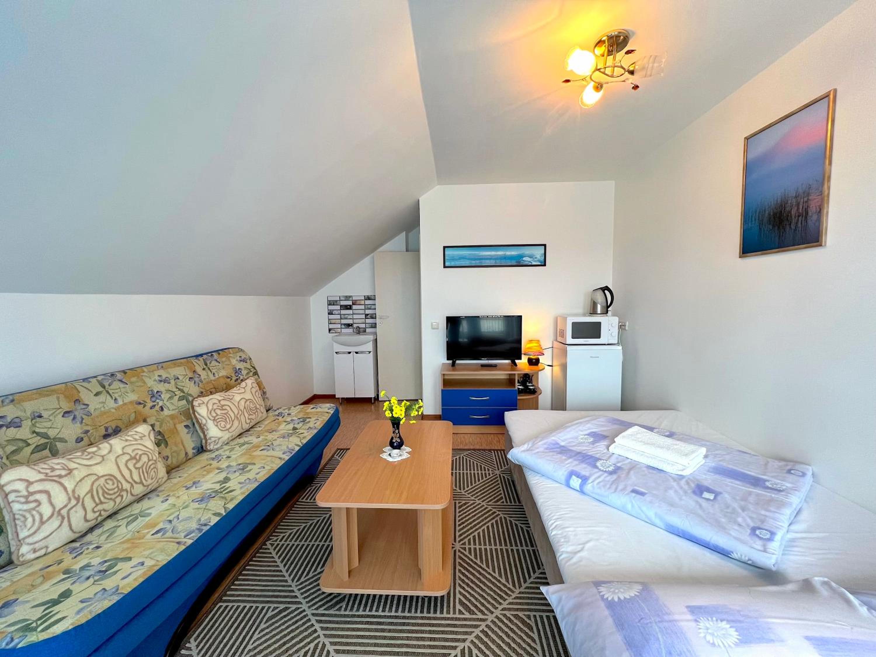Double Room - Photo 4