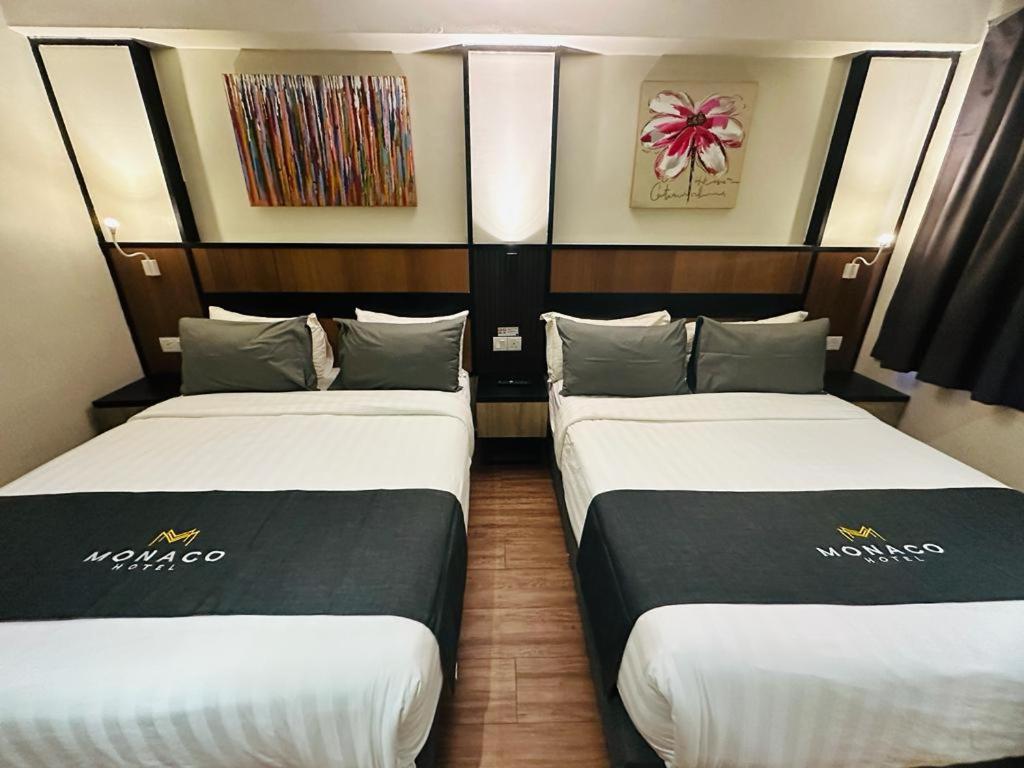 Deluxe Queen Room with Two Queen Beds