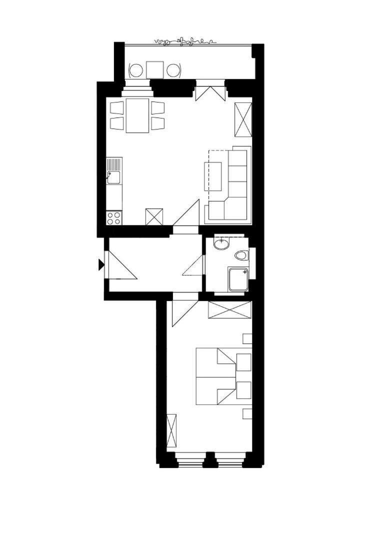Apartment with Balcony photo 2