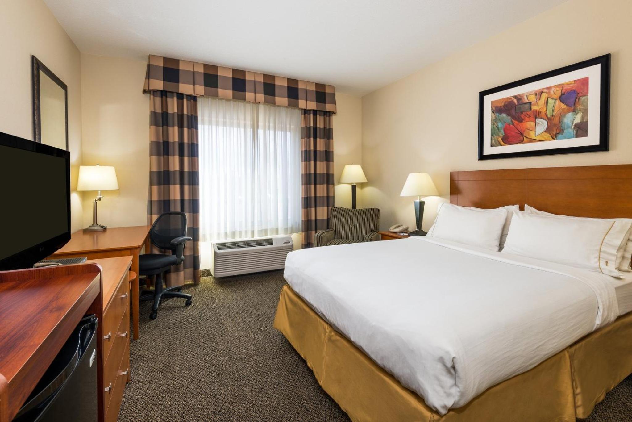 Standard Queen Room - Photo 1