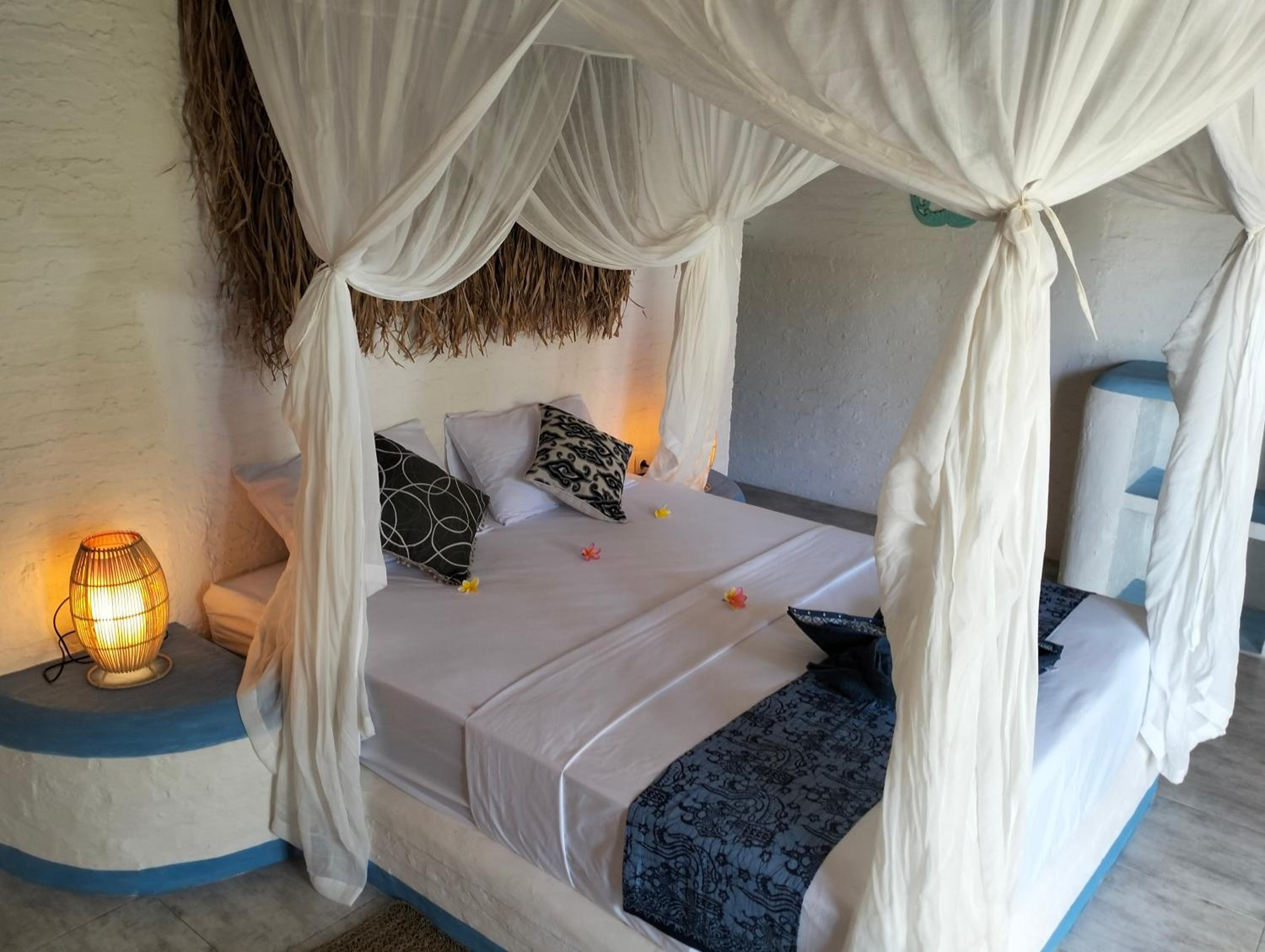 Deluxe Double Room with Terrace and Sea View