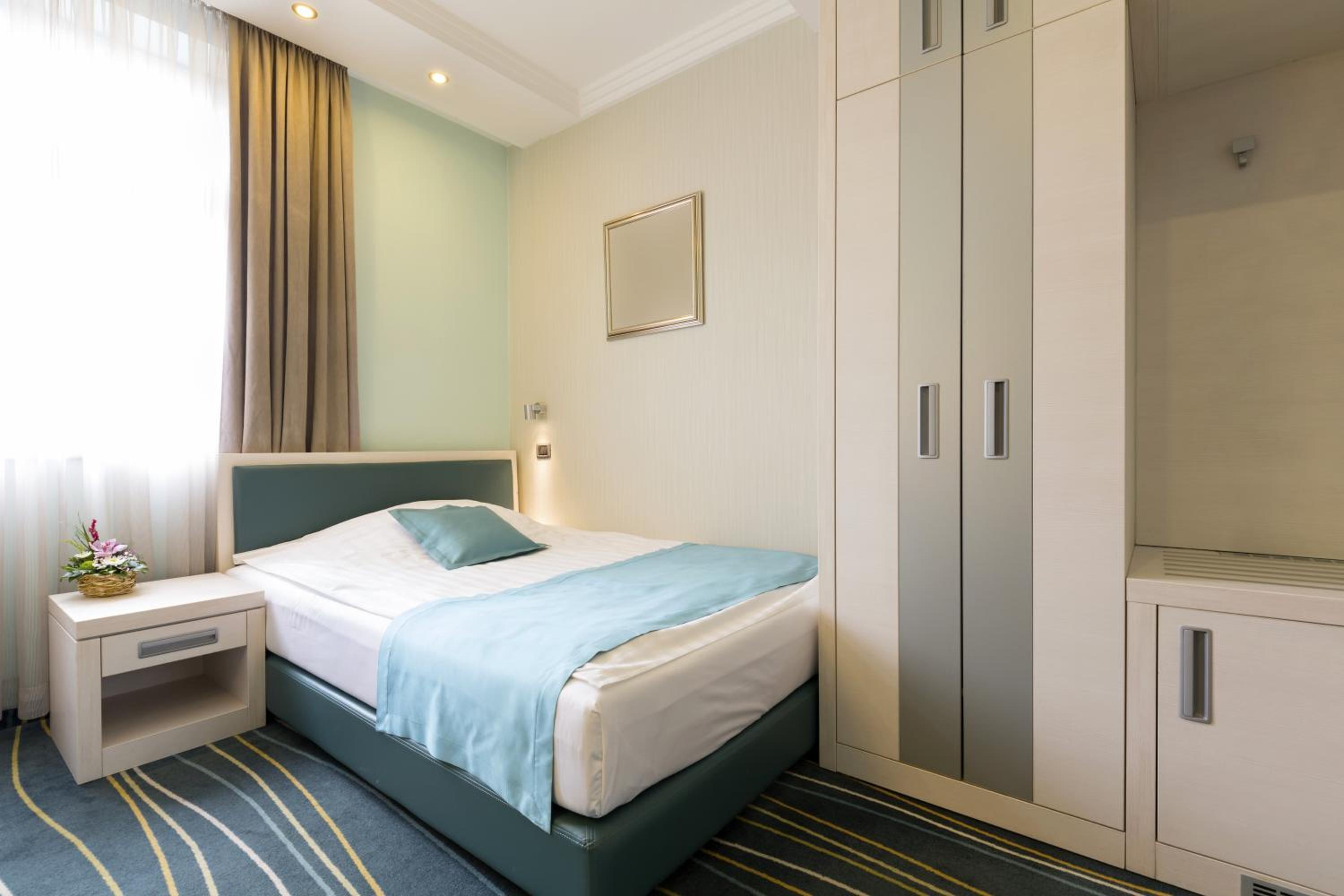  Single Room photo 1