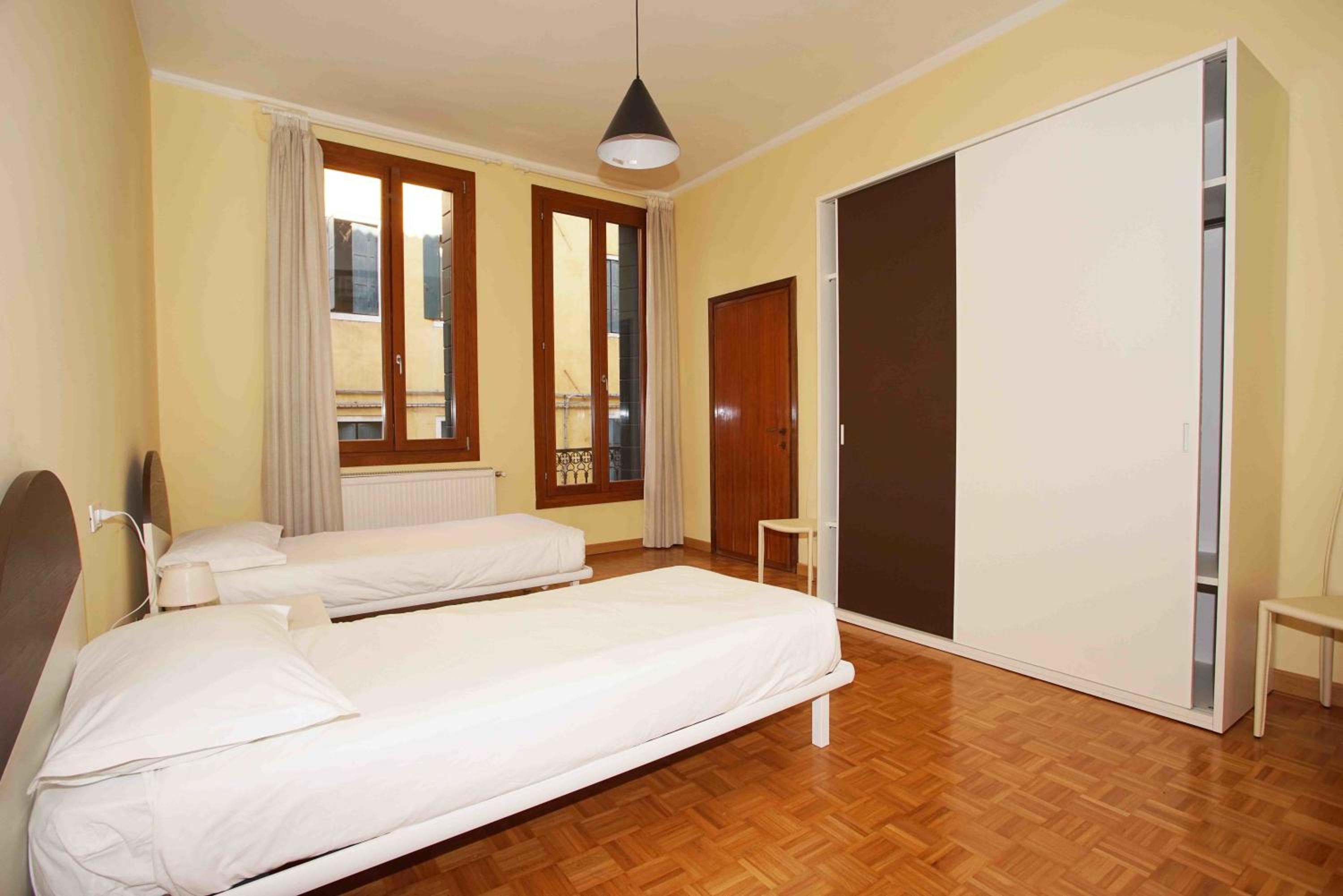 Three-Bedroom Apartment photo 2