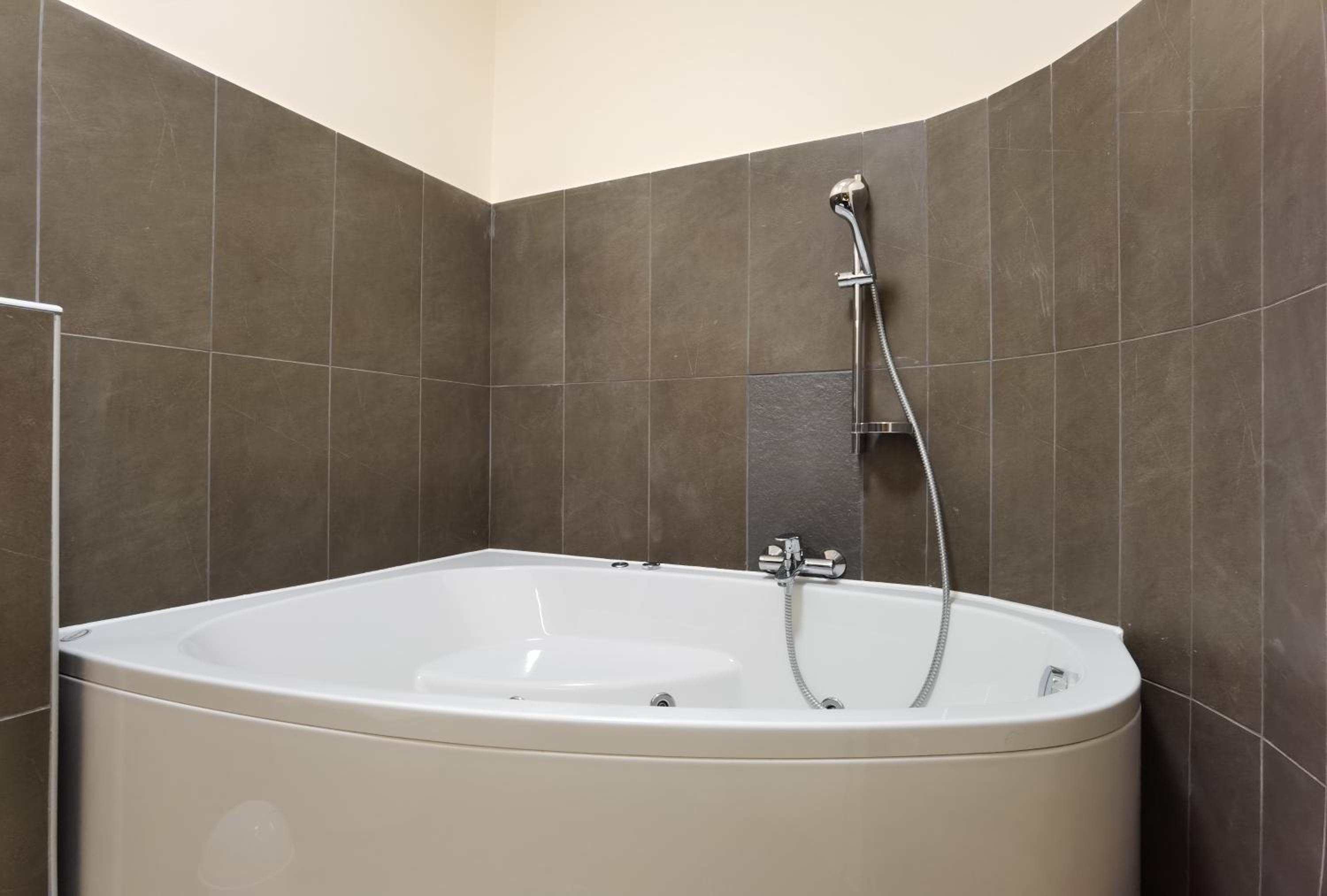 Deluxe Double Room - Photo 6