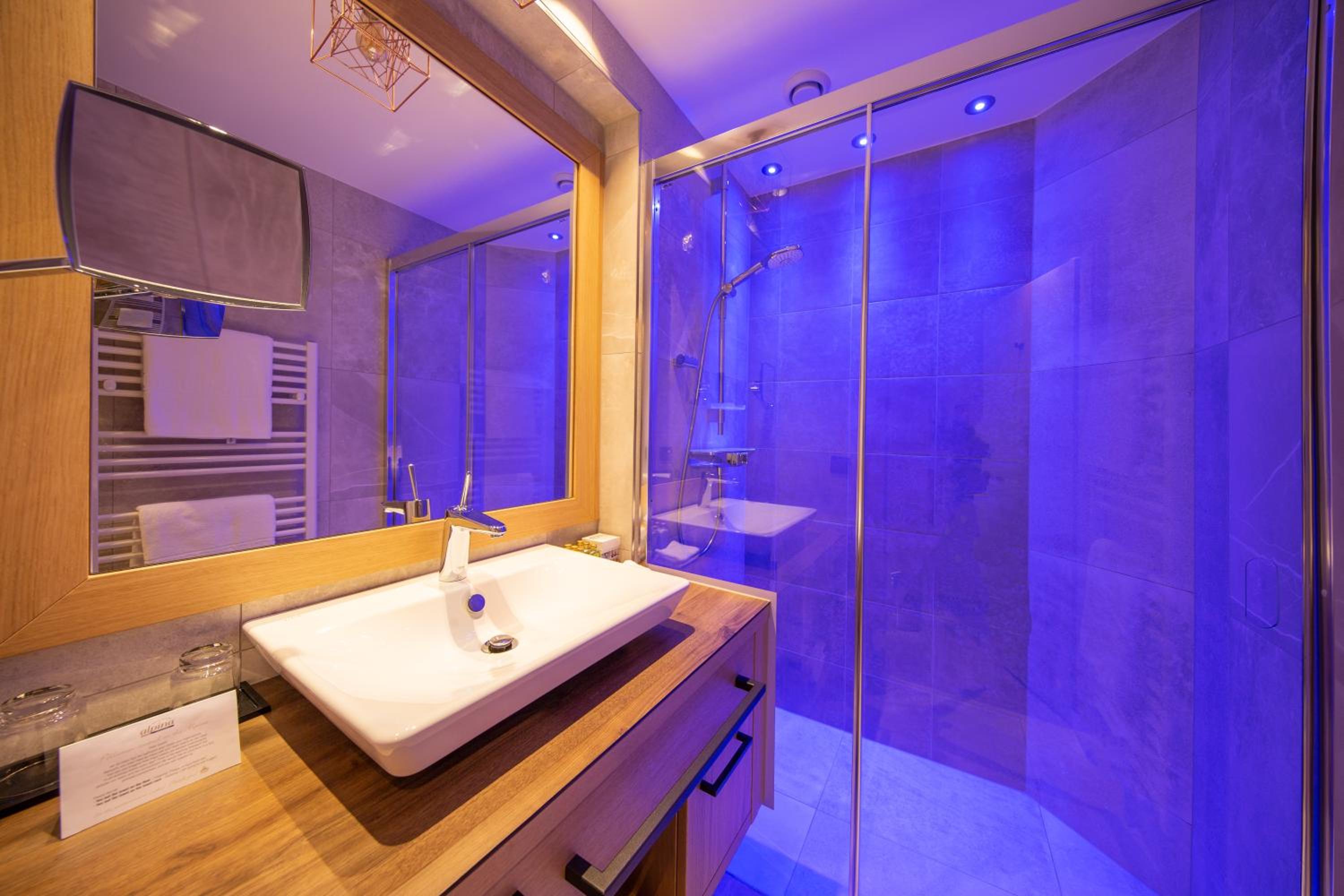 Standard Double Room - Annex photo 2