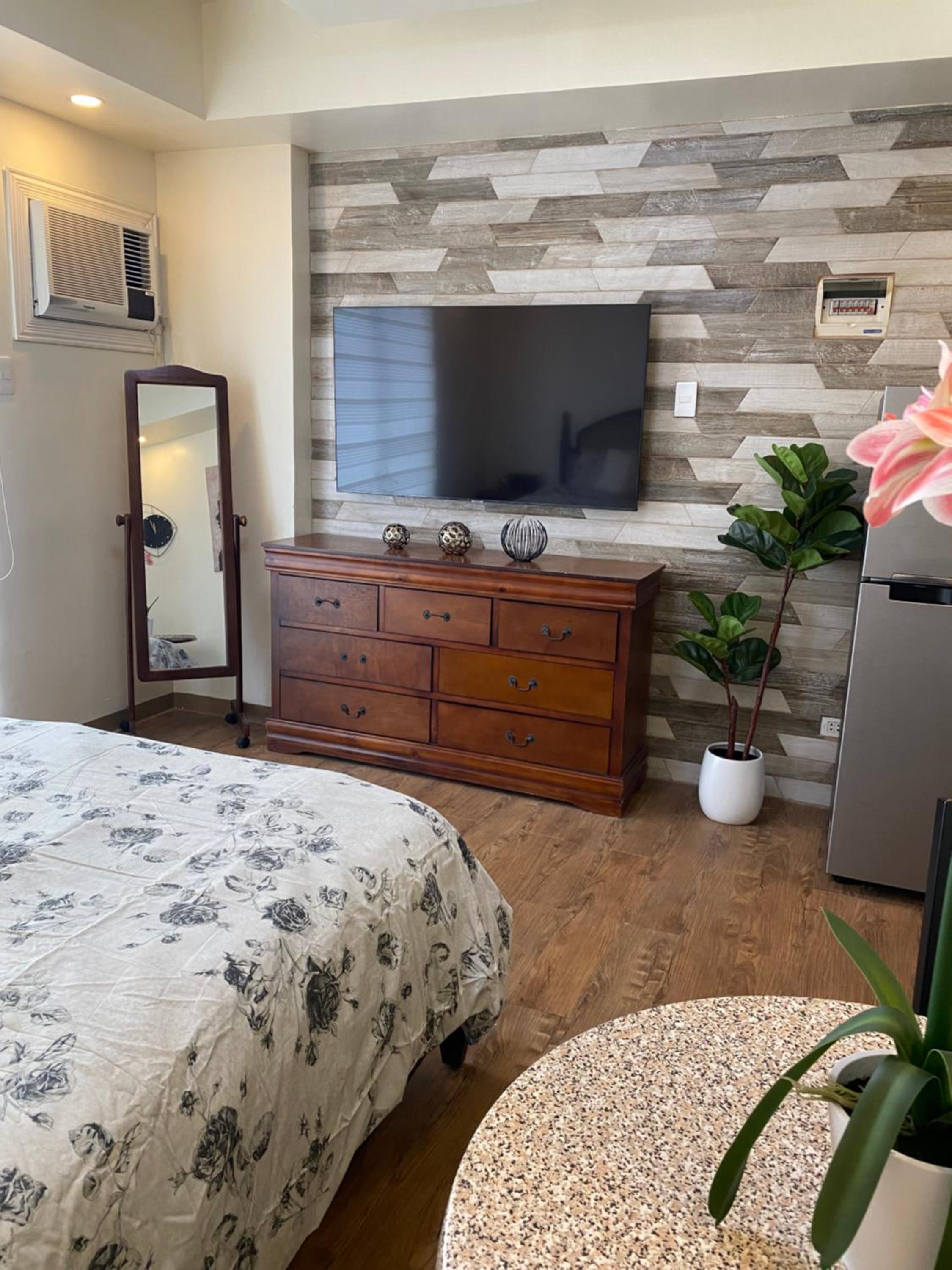 Studio Apartment photo 3