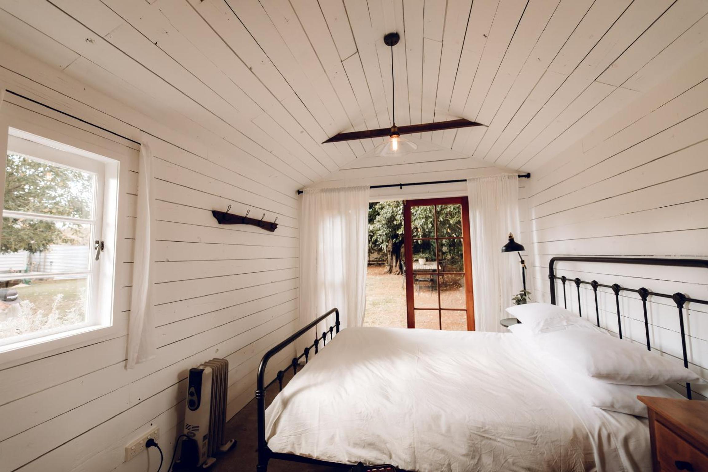 One-Bedroom House photo 2