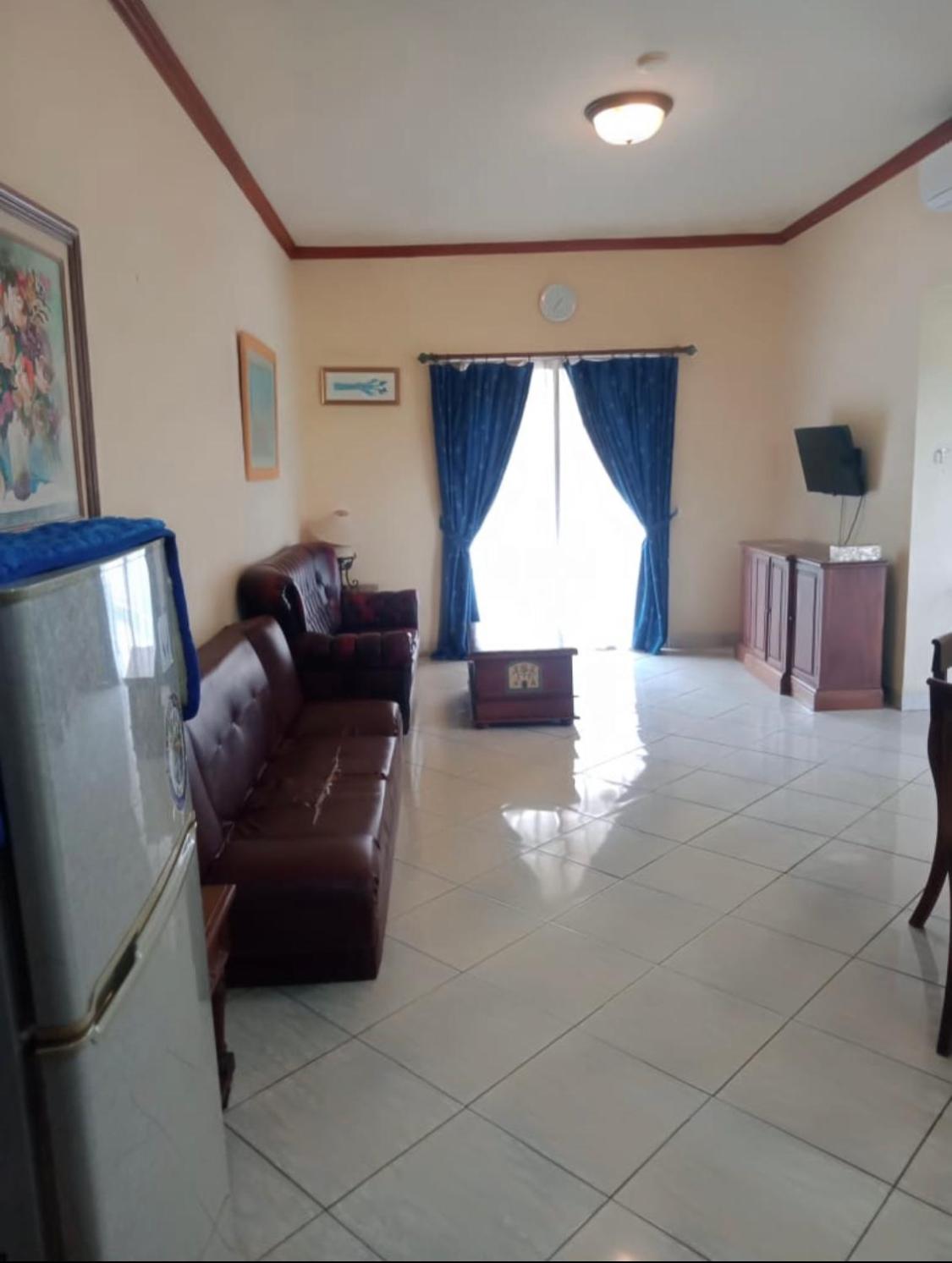 One-Bedroom Apartment - Photo 4