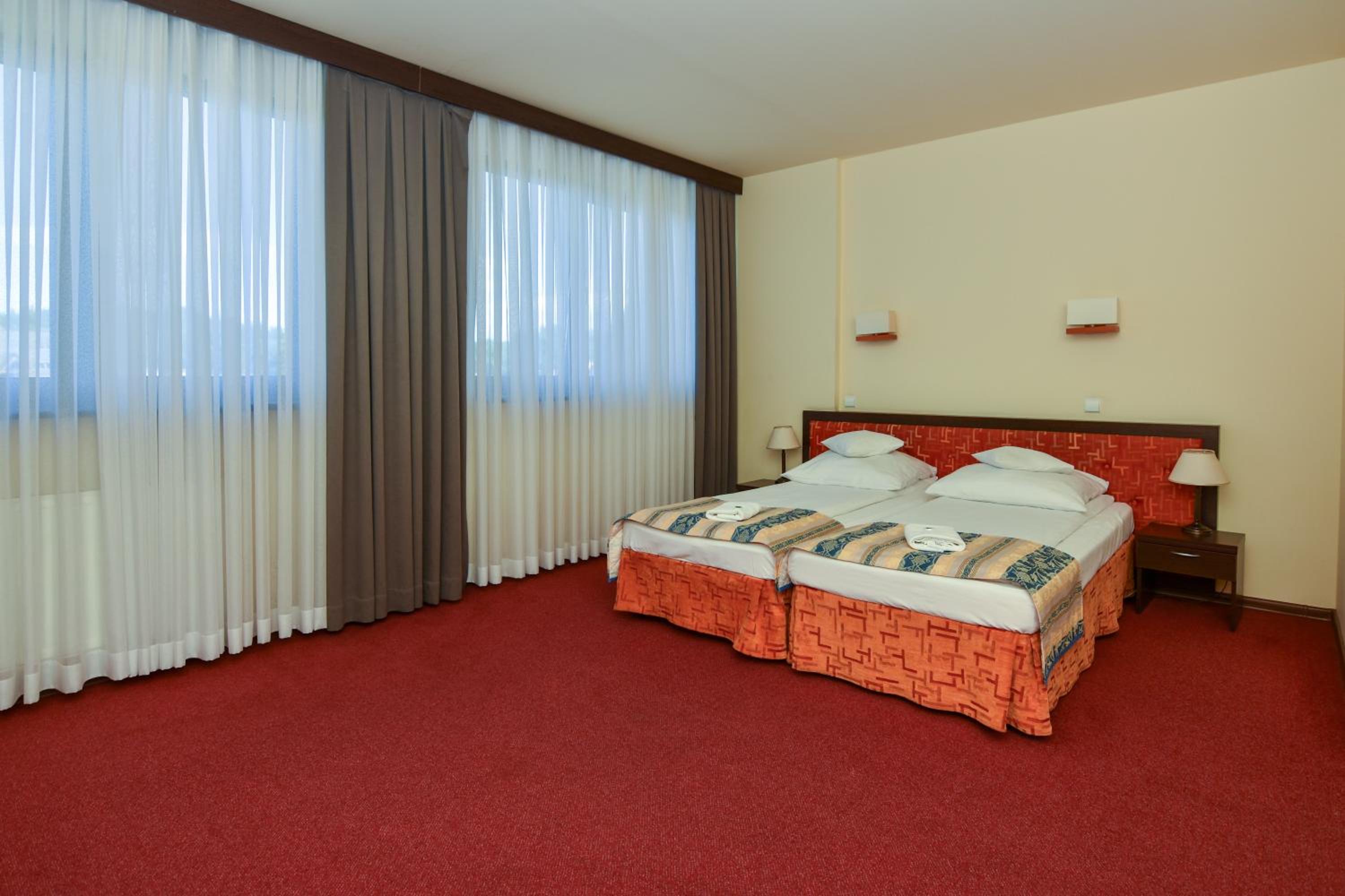 Double Room - Photo 1