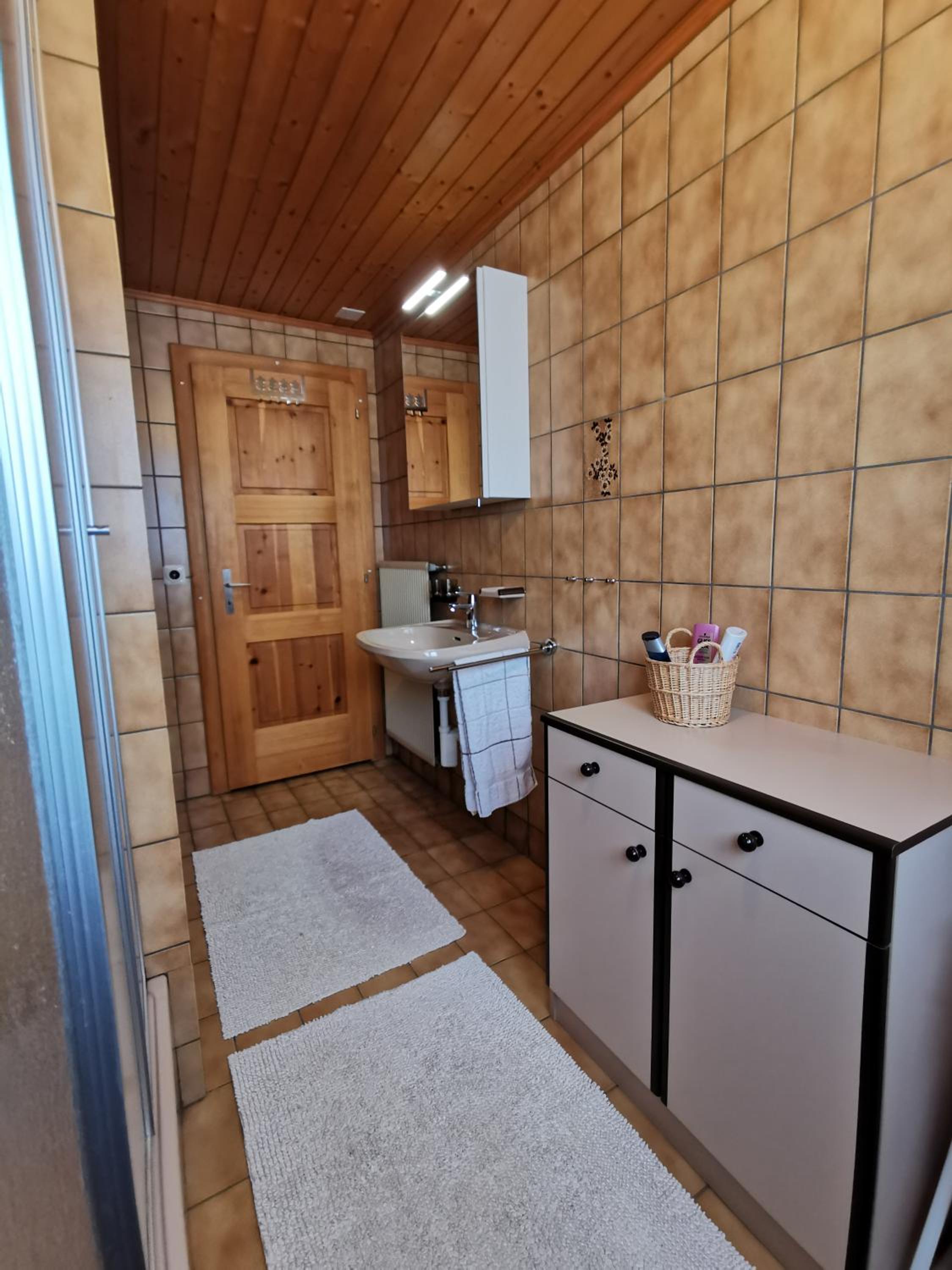Three-Bedroom Chalet photo 3