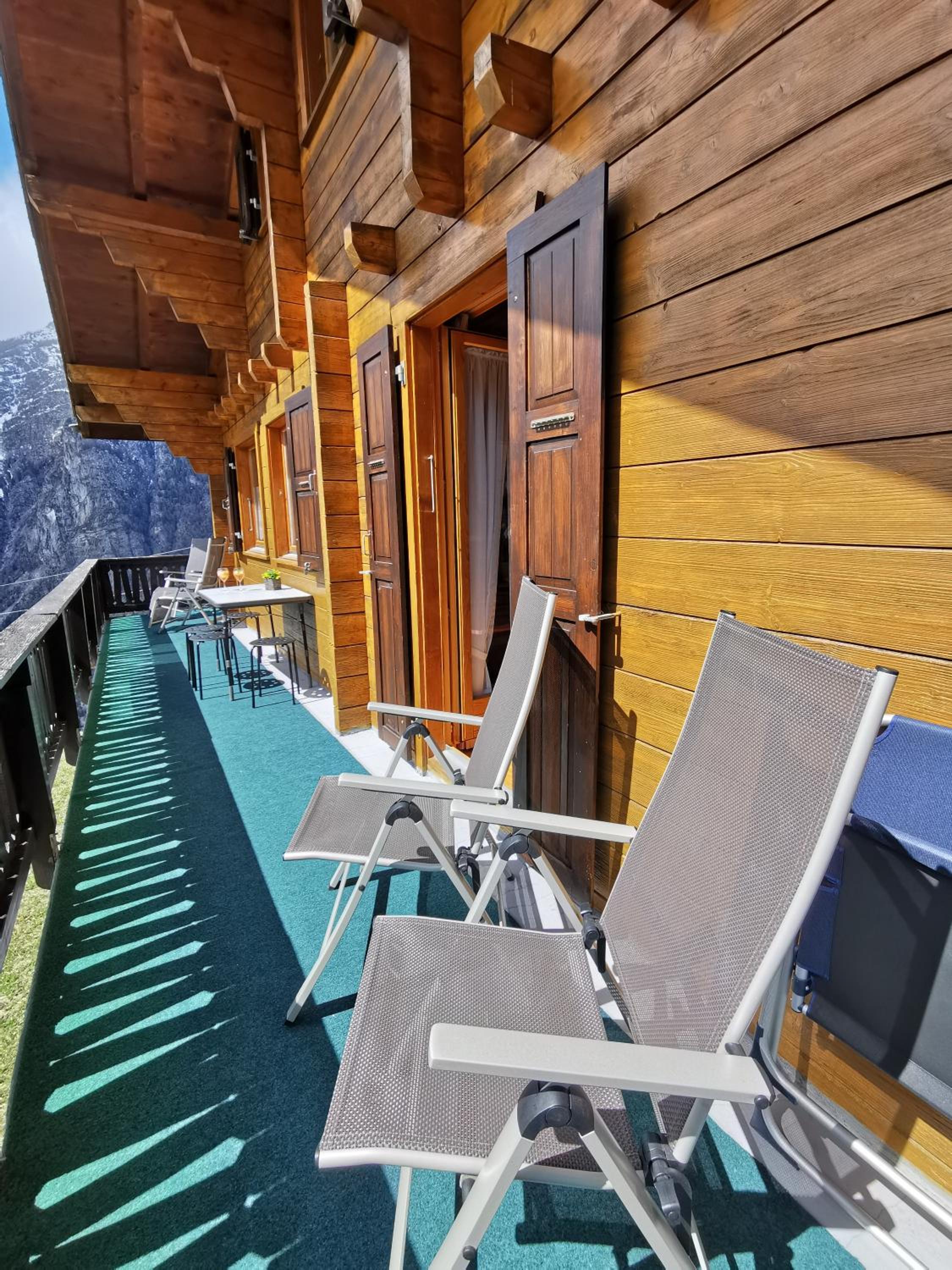 Three-Bedroom Chalet photo 2